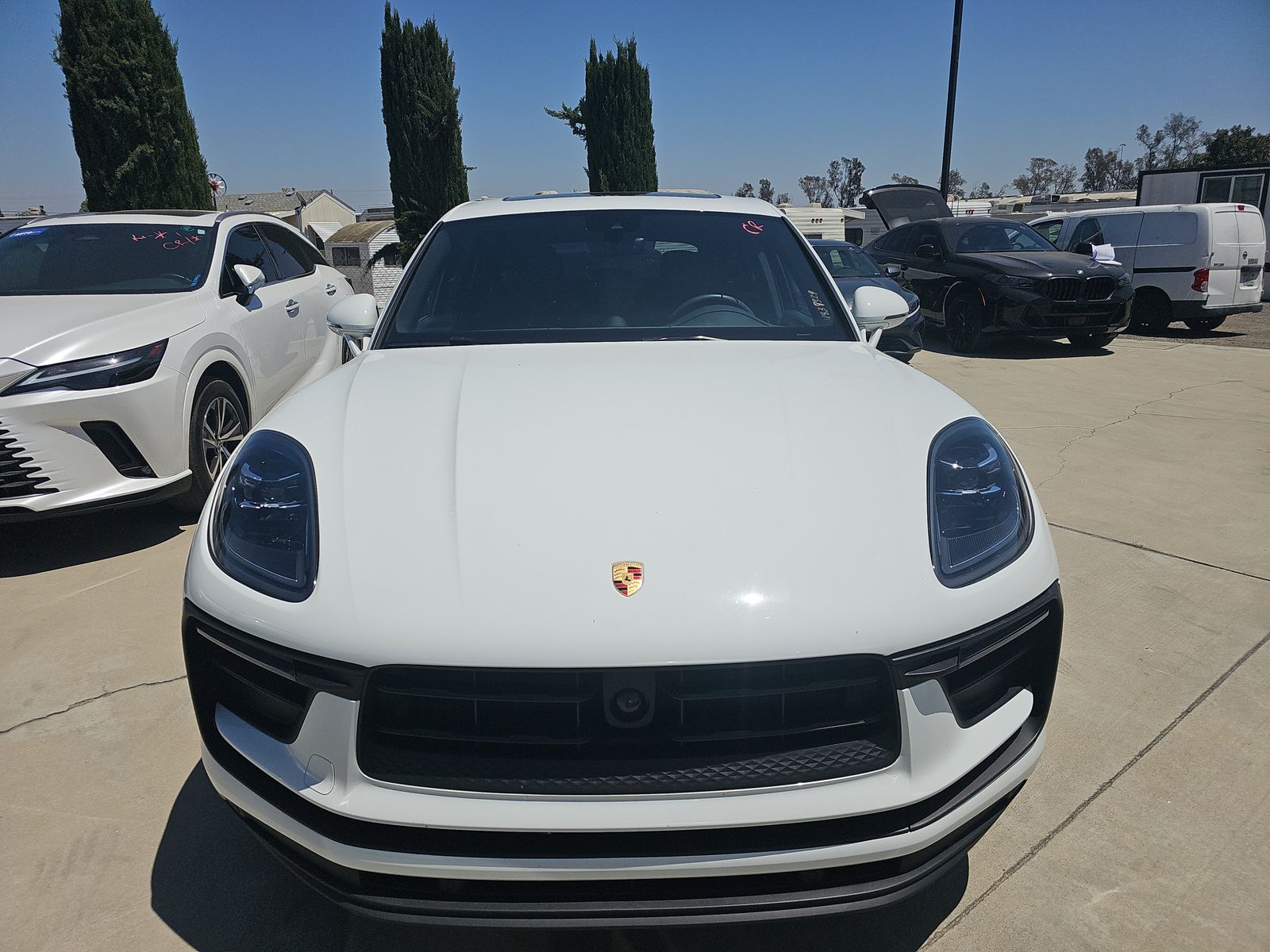 2024 Porsche Macan Base AWD