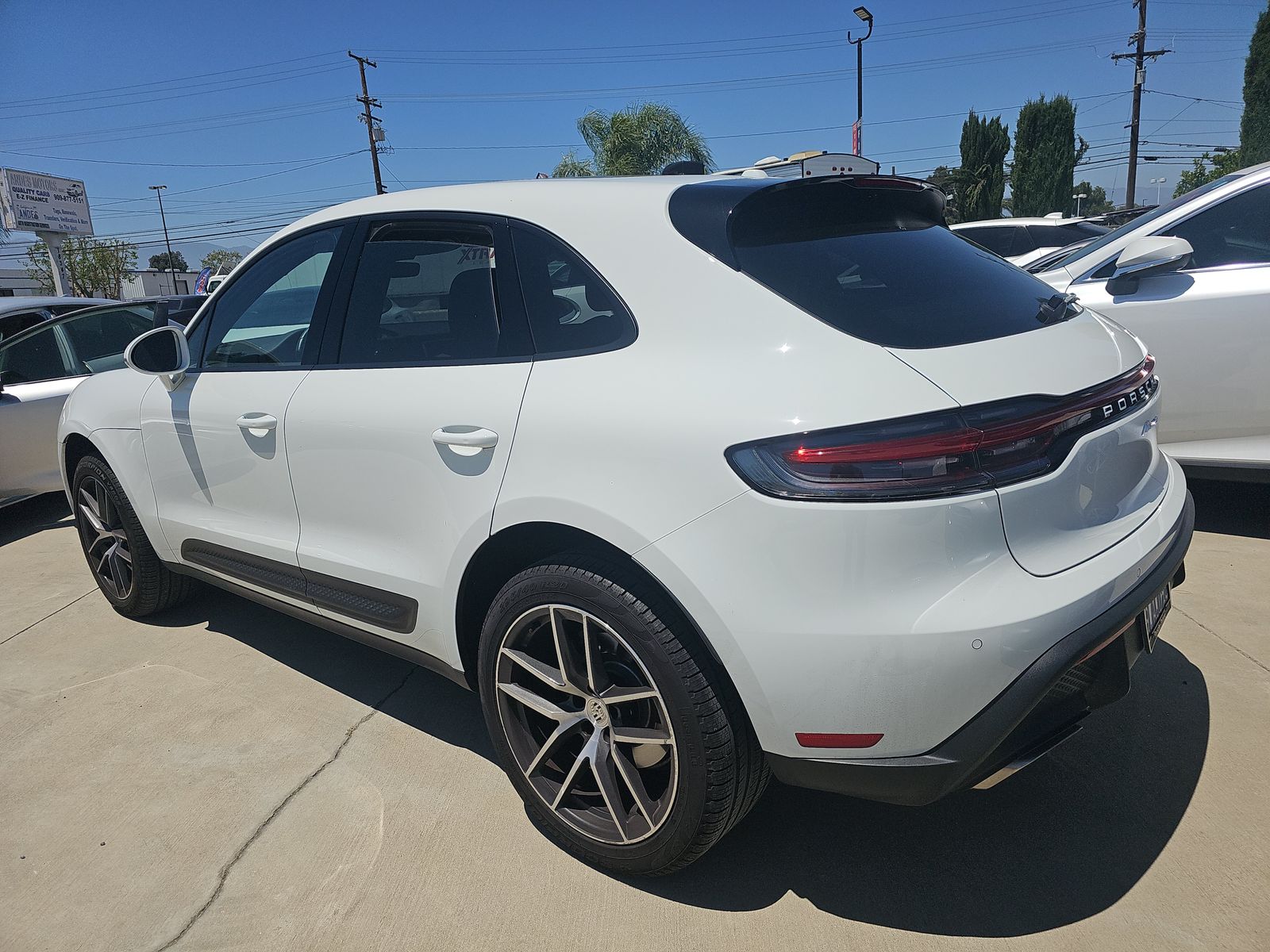 2024 Porsche Macan Base AWD