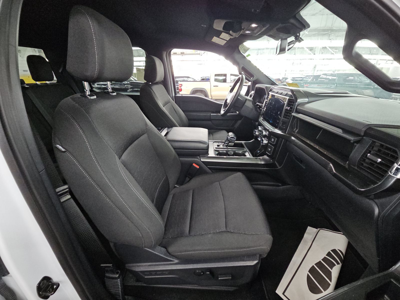 2023 Ford F-150 Hybrid XLT AWD