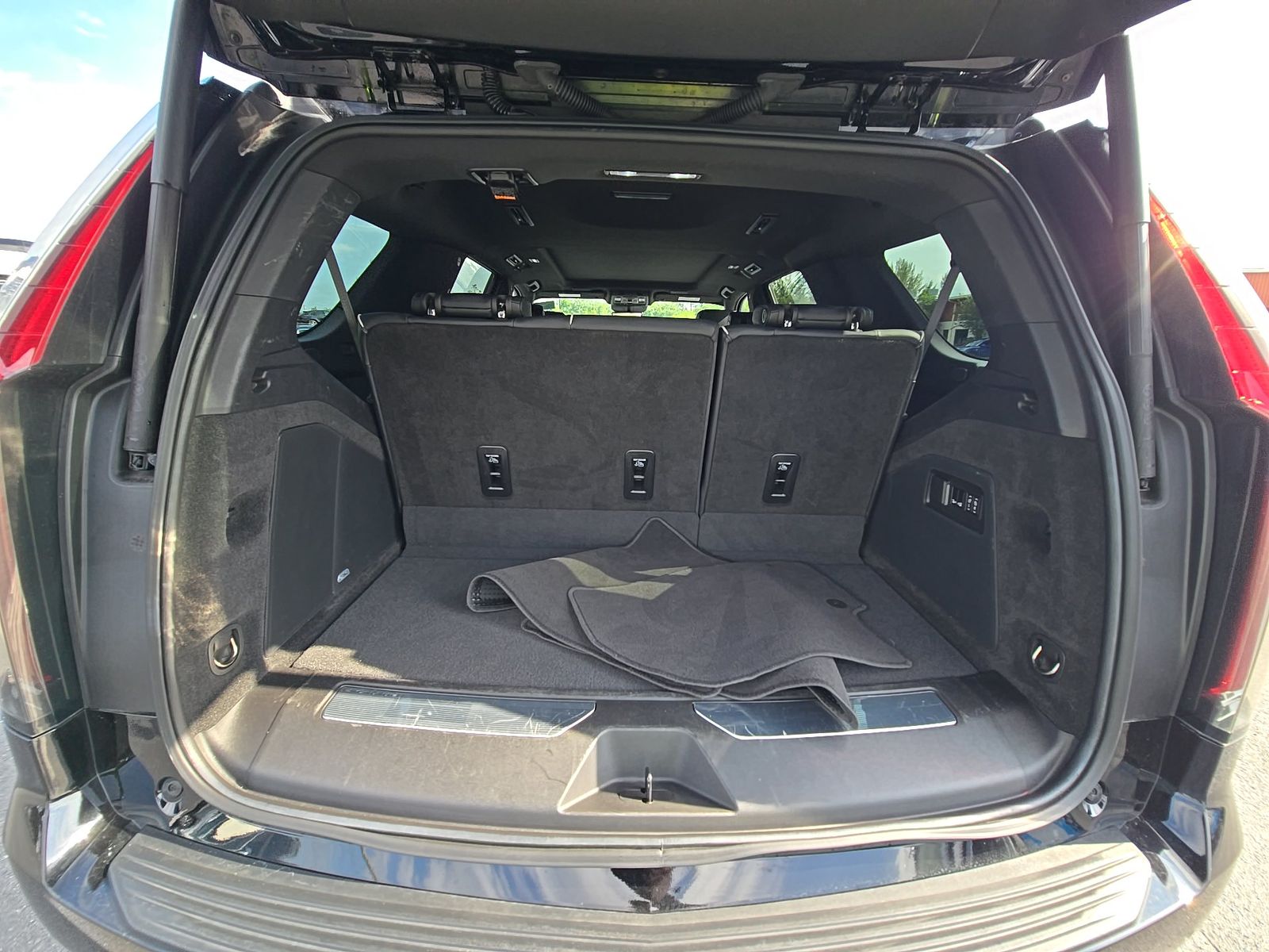 2024 Cadillac Escalade Sport AWD