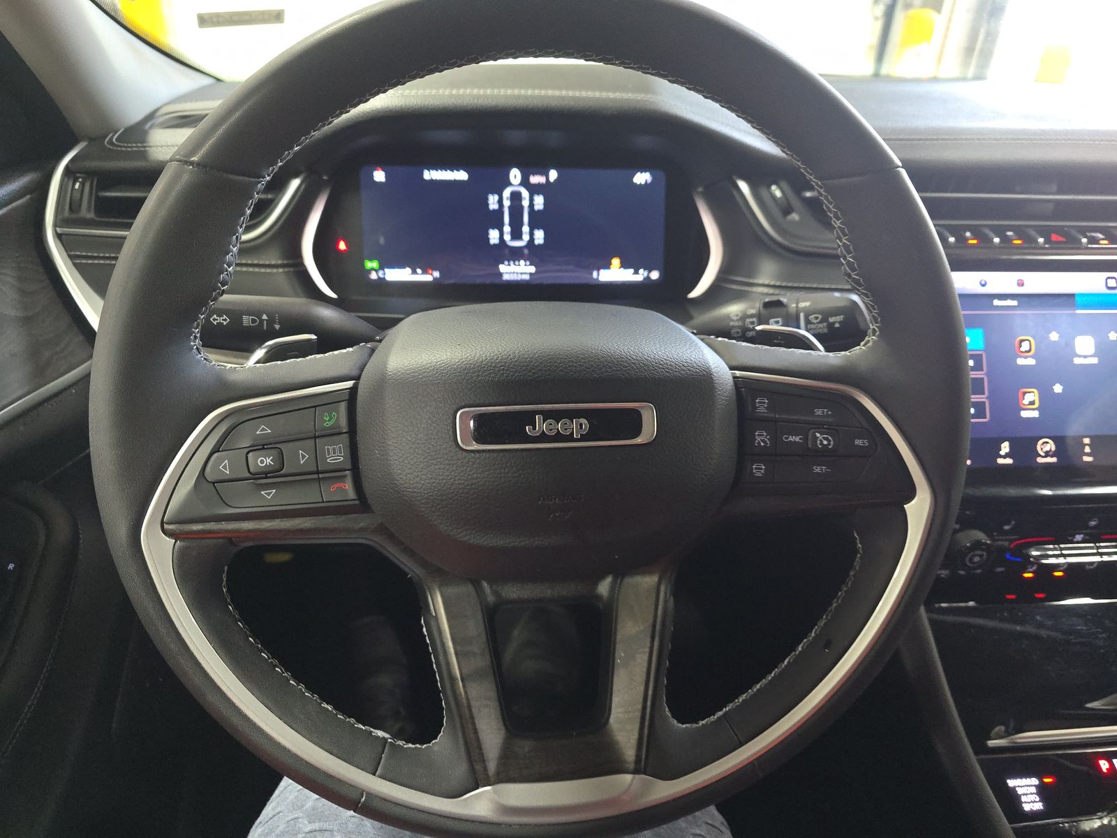 2023 Jeep Grand Cherokee L Limited AWD
