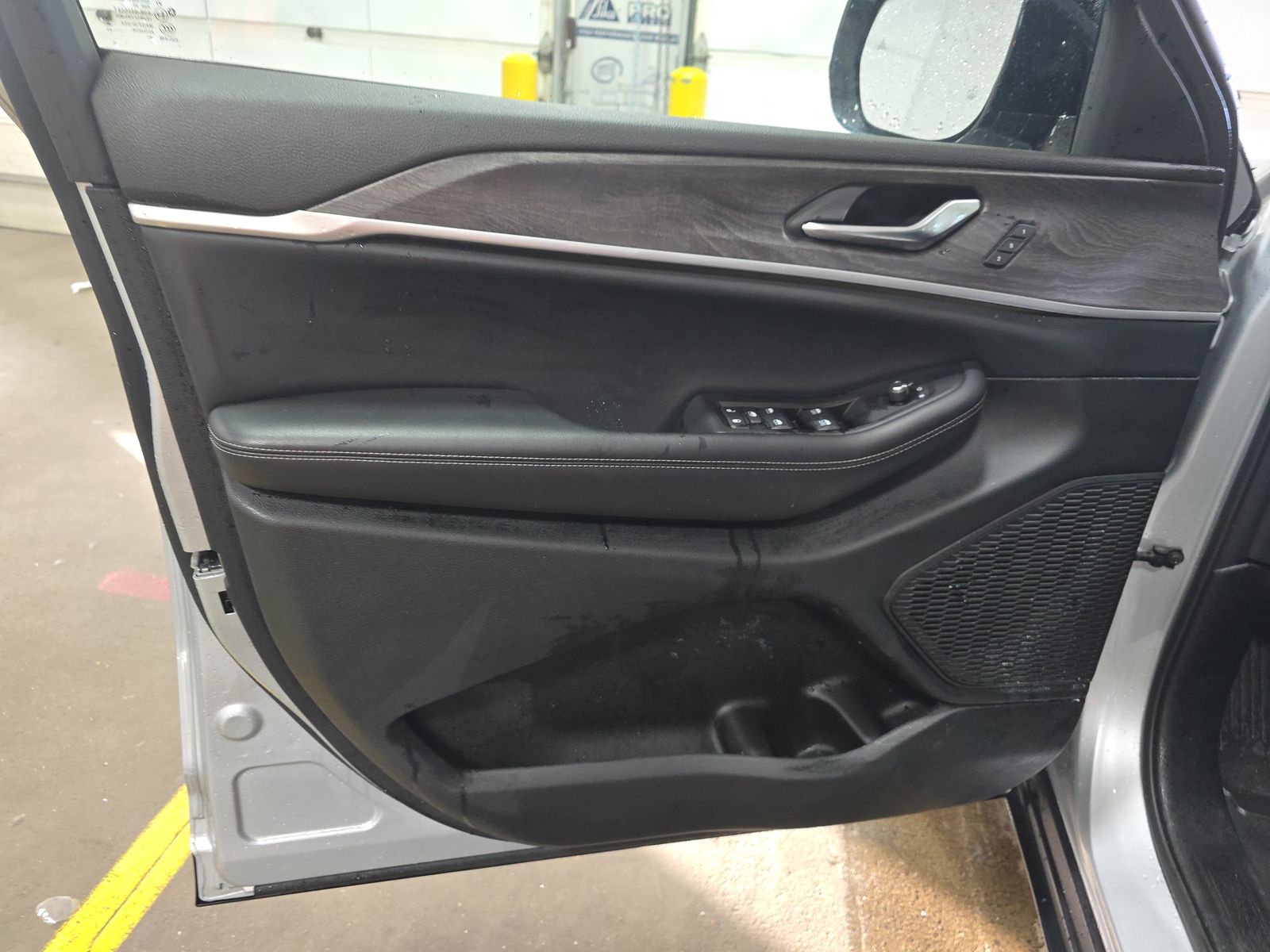 2023 Jeep Grand Cherokee L Limited AWD