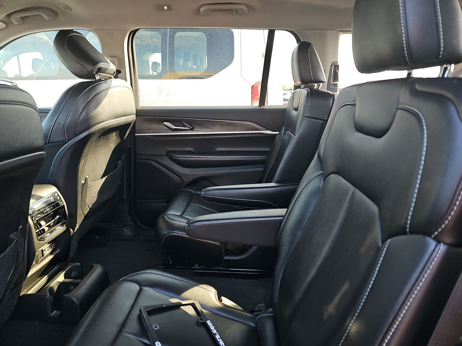 2023 Jeep Grand Cherokee L Limited AWD