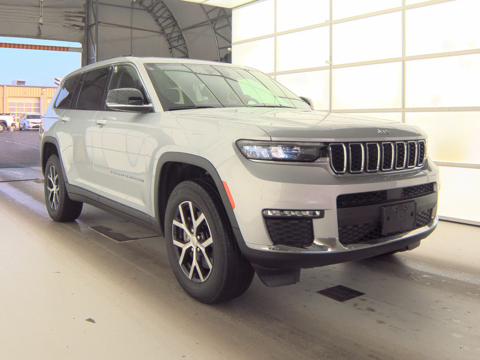 2023 Jeep Grand Cherokee L Limited AWD