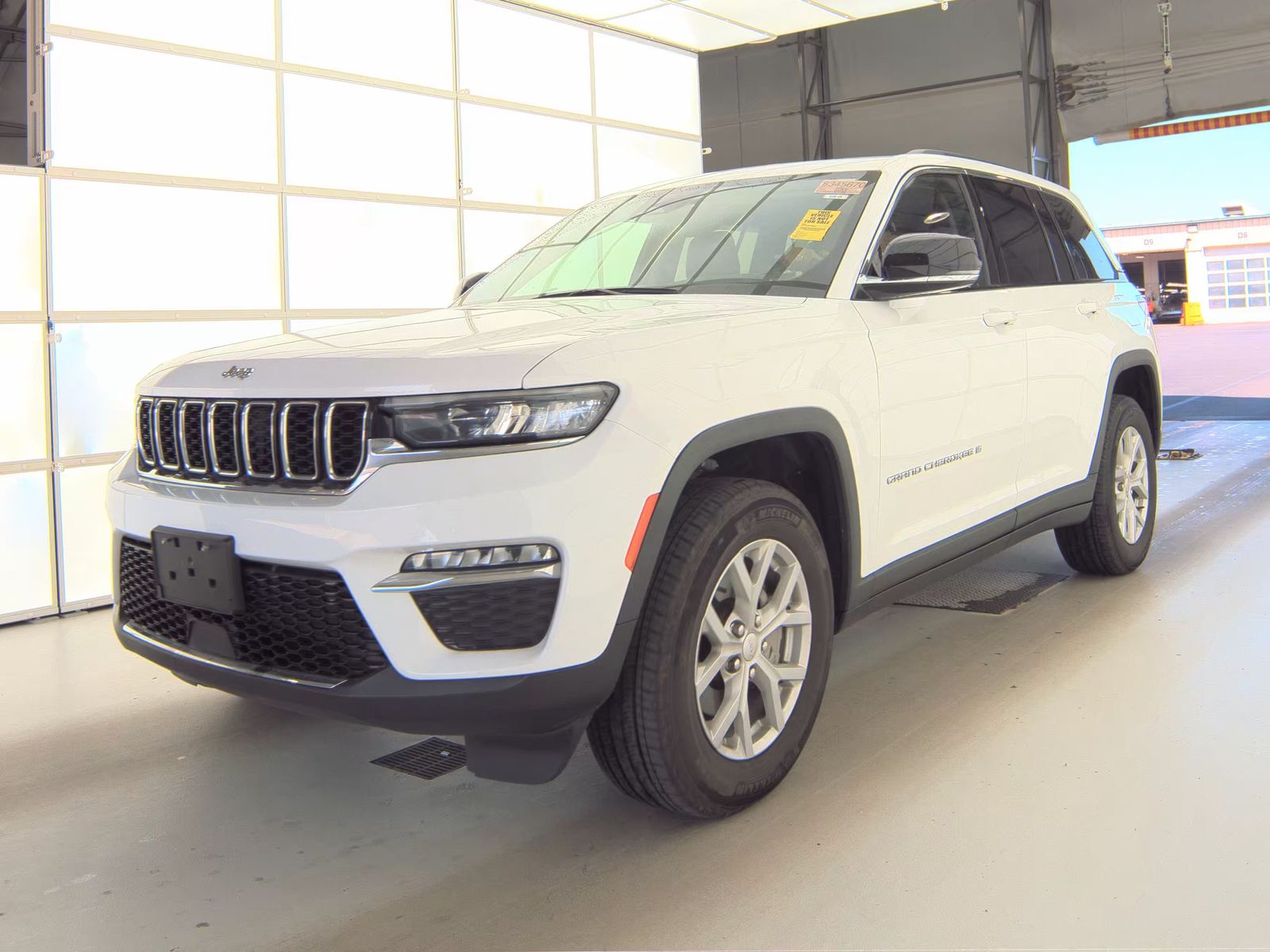 2023 Jeep Grand Cherokee Limited AWD
