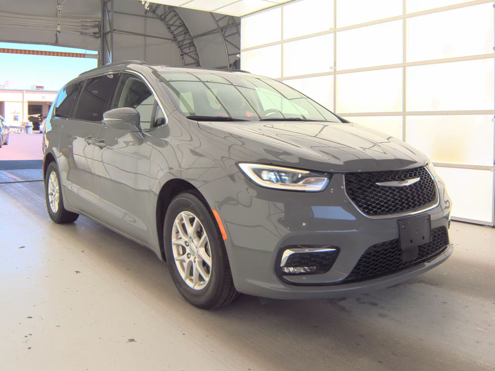 2022 Chrysler Pacifica Touring L FWD