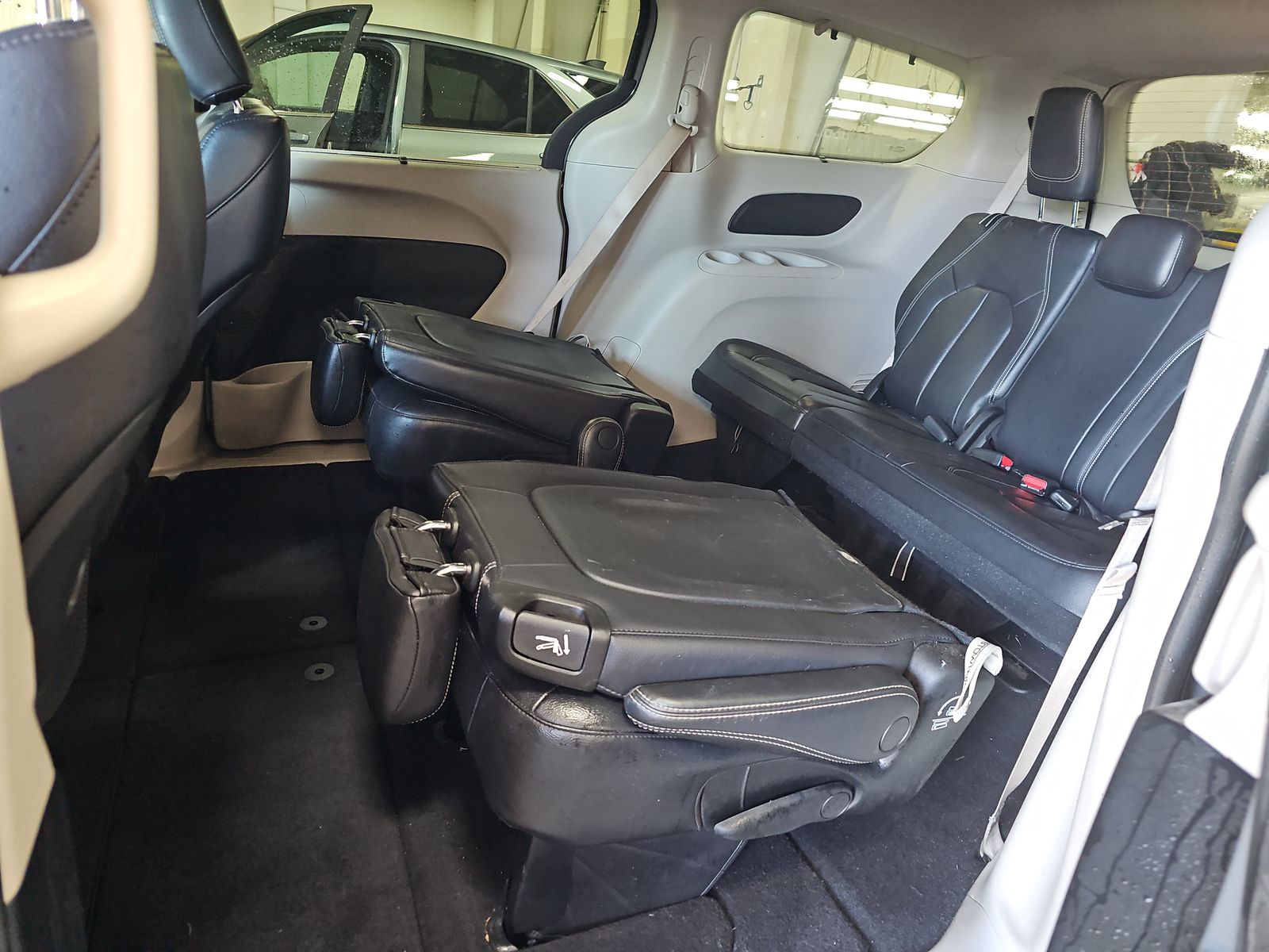 2022 Chrysler Pacifica Touring L FWD