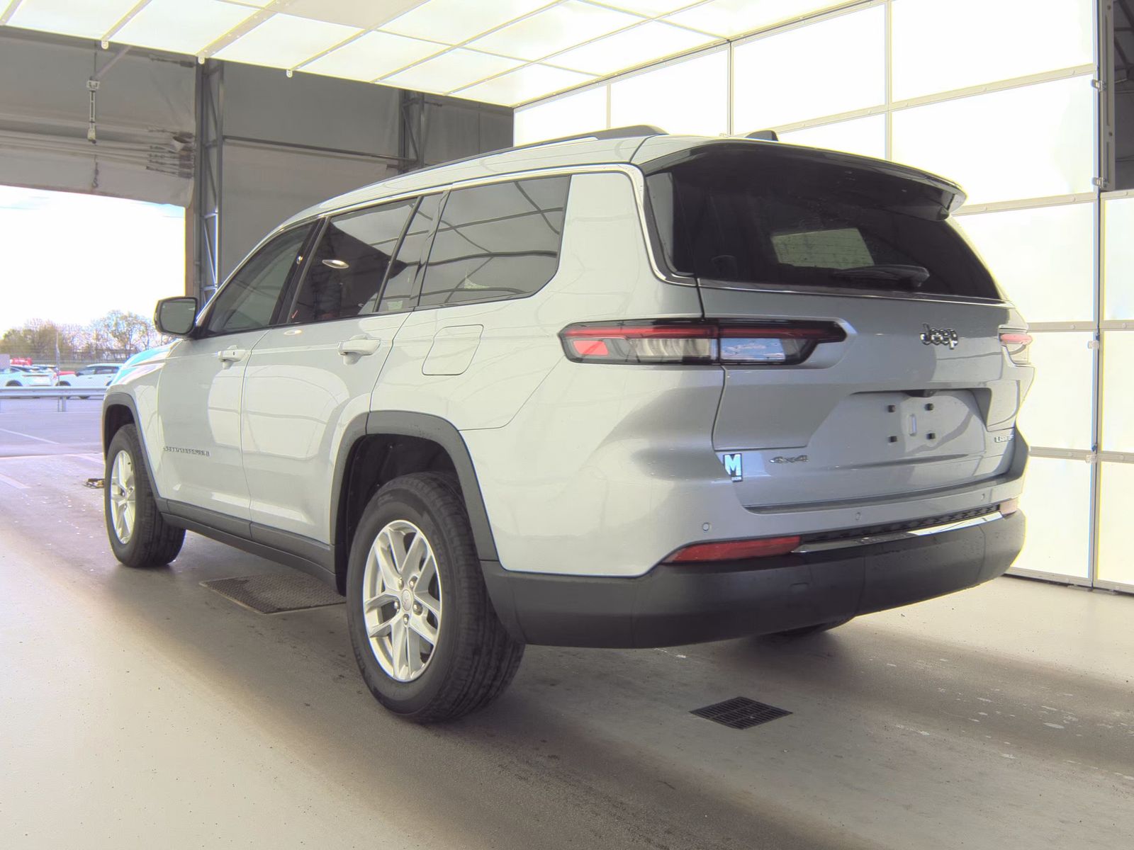 2023 Jeep Grand Cherokee L Laredo AWD