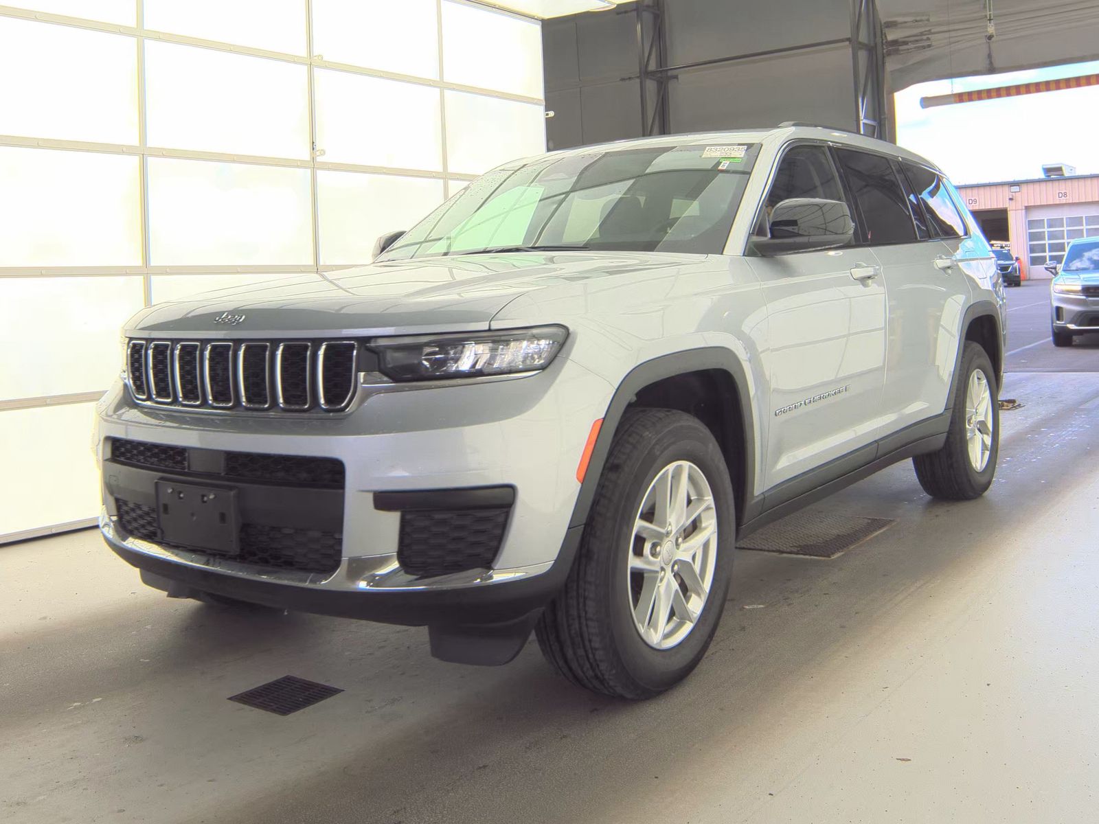 2023 Jeep Grand Cherokee L Laredo AWD