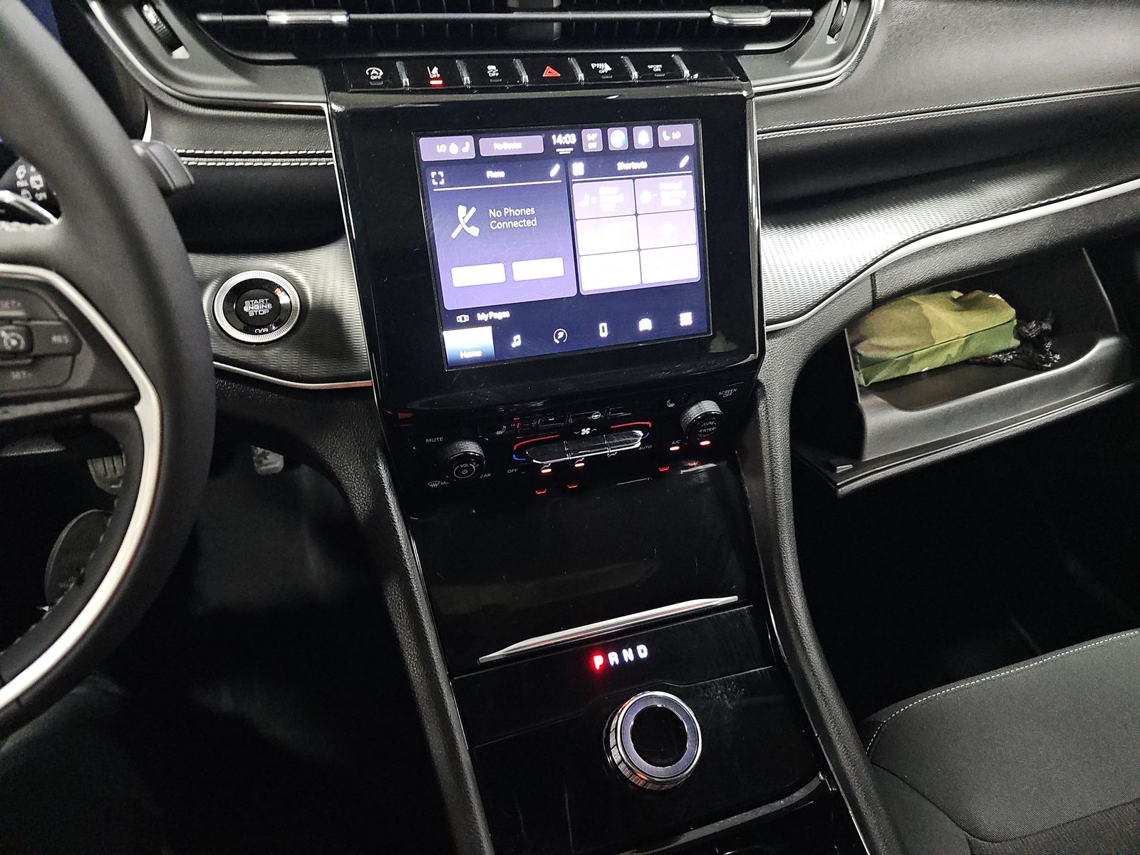 2023 Jeep Grand Cherokee L Laredo AWD