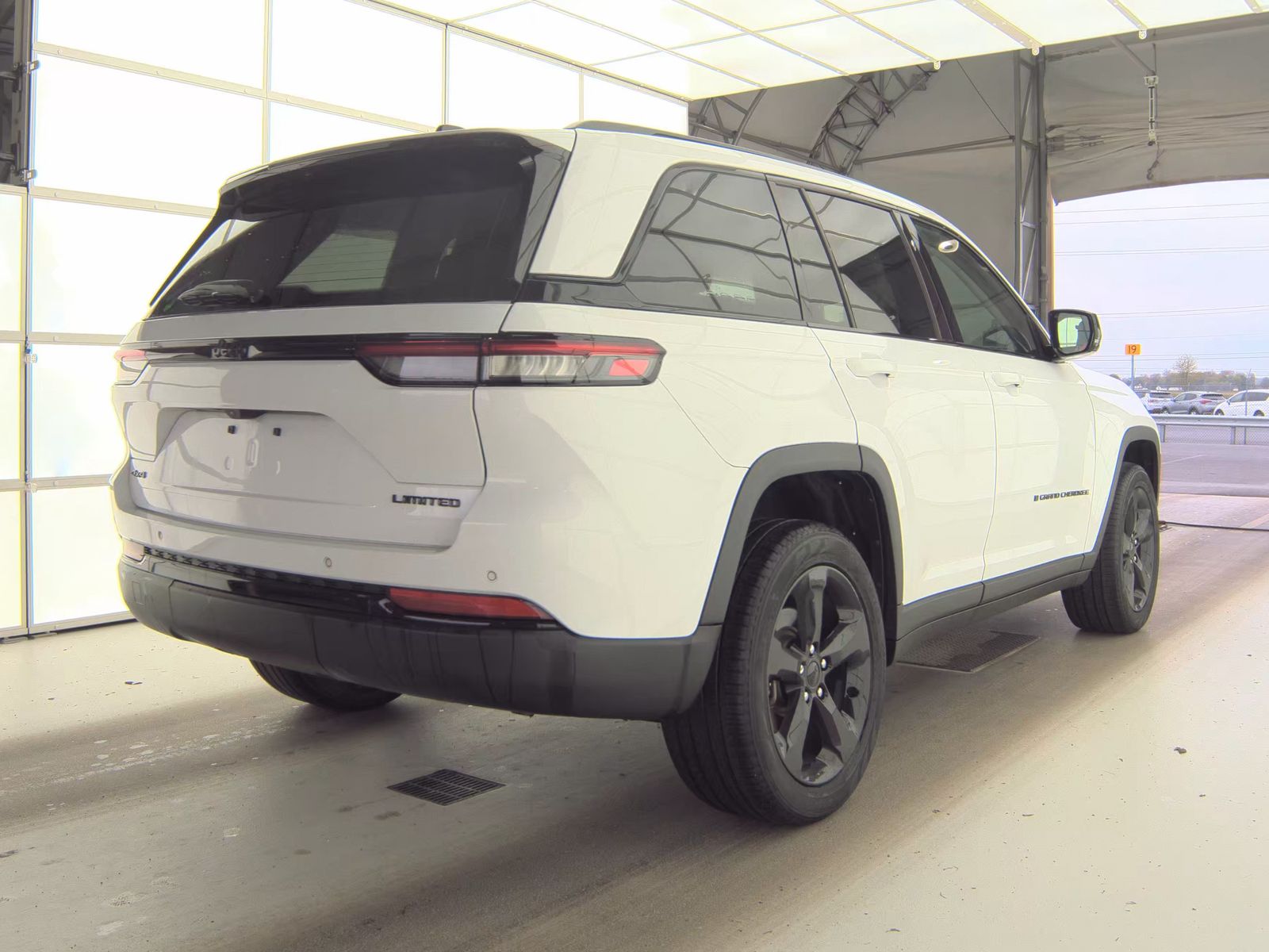 2023 Jeep Grand Cherokee Limited AWD