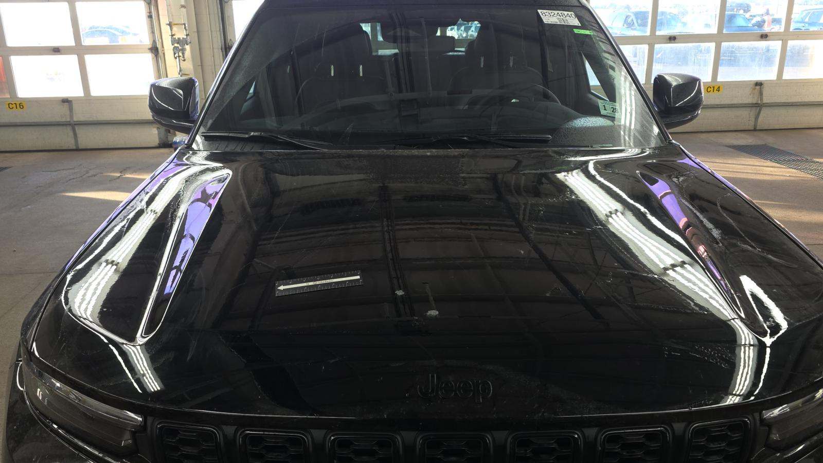 2023 Jeep Grand Cherokee Altitude AWD