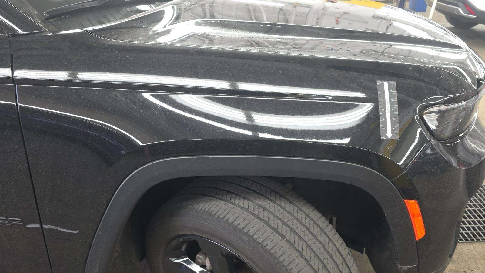 2023 Jeep Grand Cherokee Altitude AWD