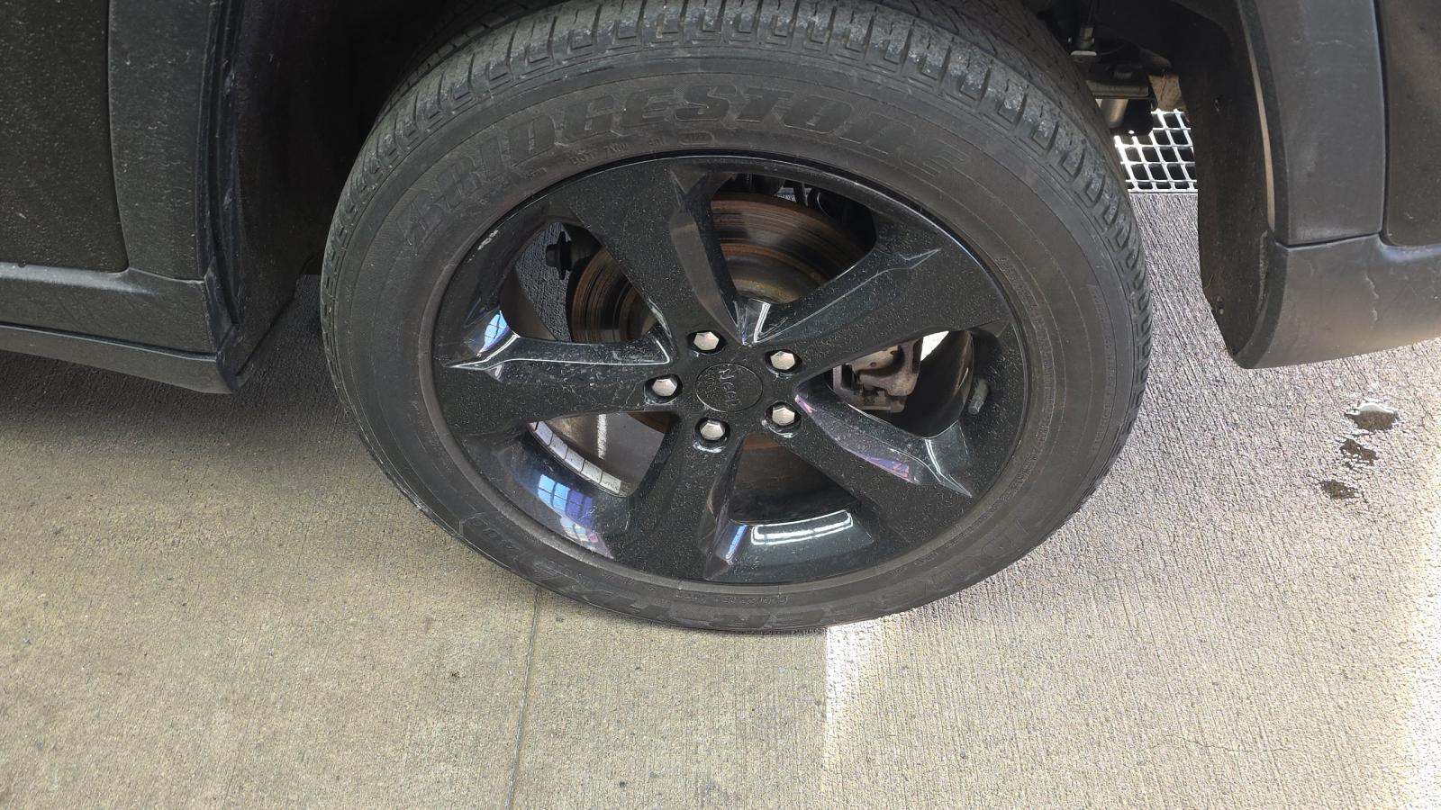 2023 Jeep Grand Cherokee Altitude AWD