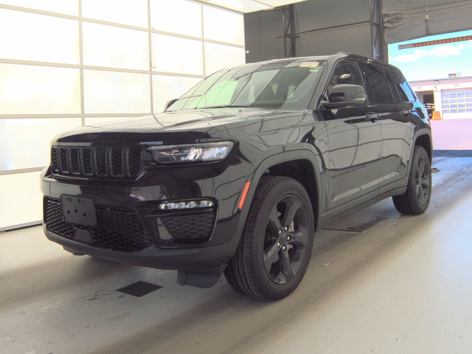 2023 Jeep Grand Cherokee Limited AWD