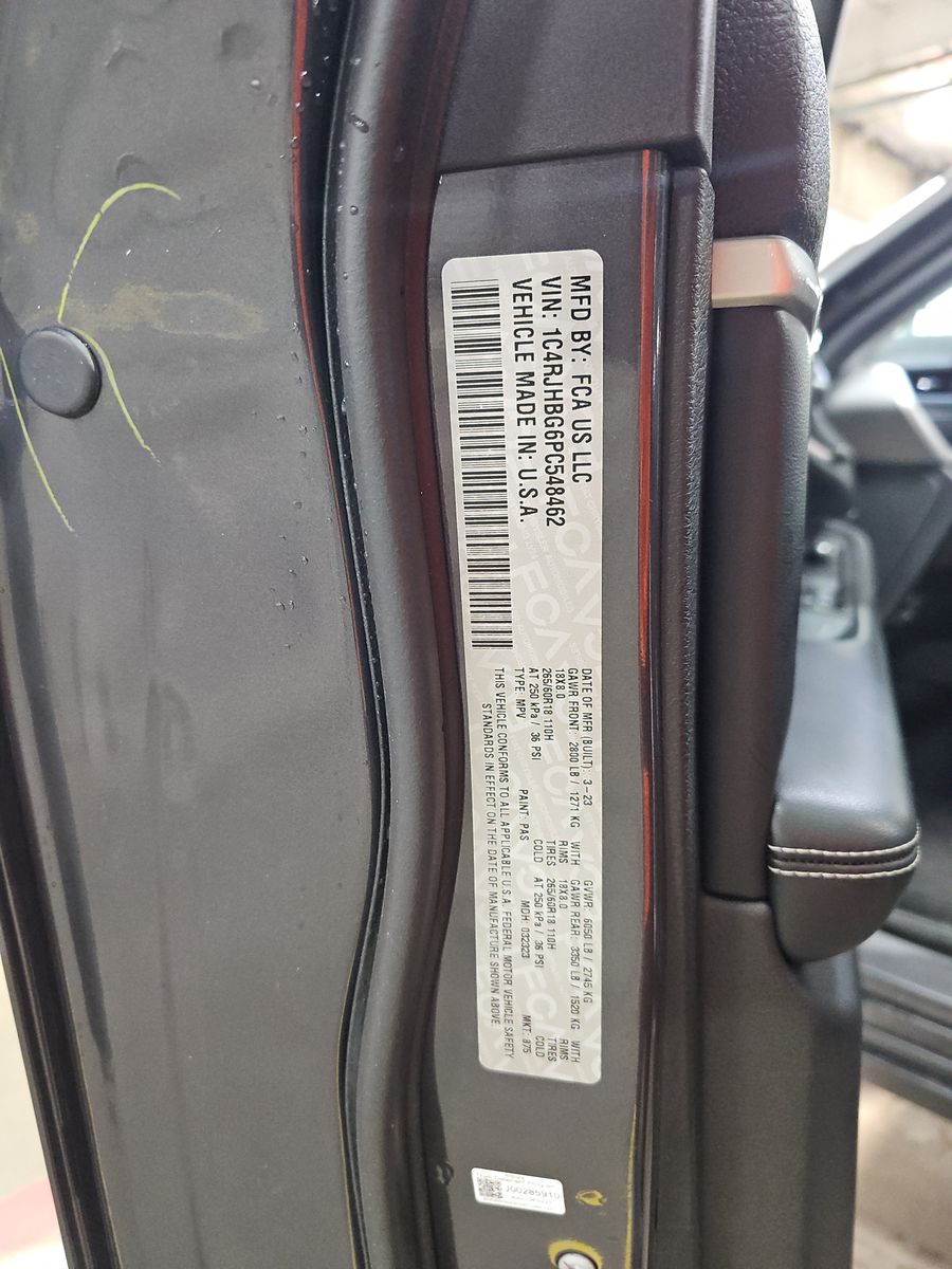 2023 Jeep Grand Cherokee Limited AWD