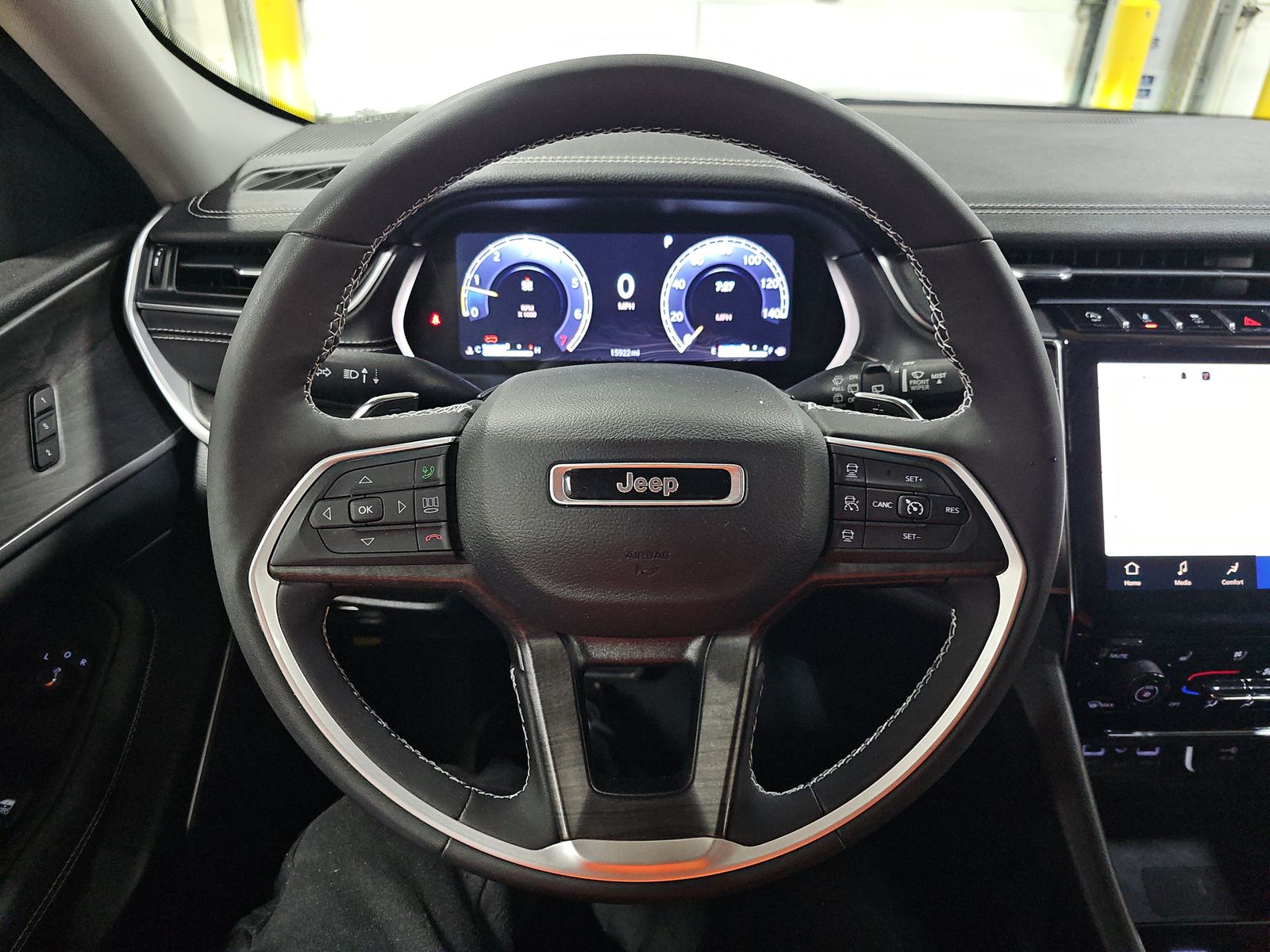 2023 Jeep Grand Cherokee Limited AWD