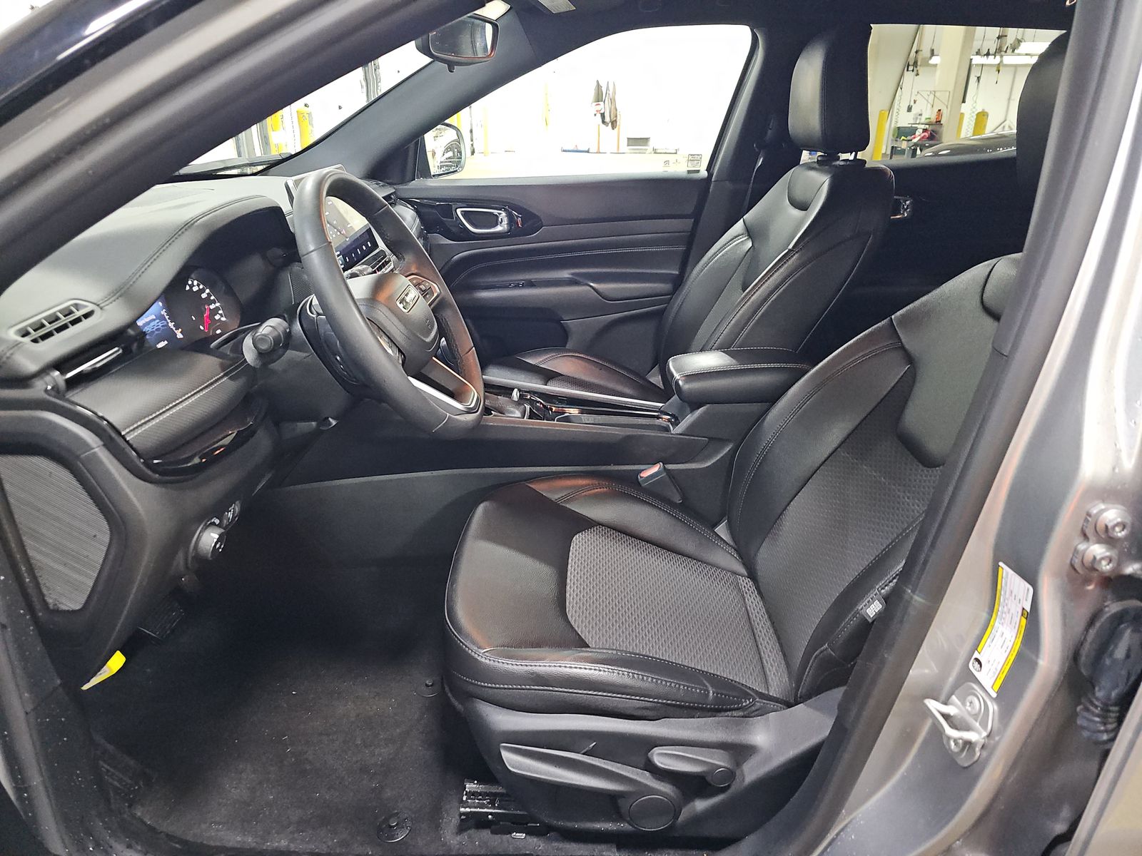 2022 Jeep Compass Latitude Altitude Edition AWD