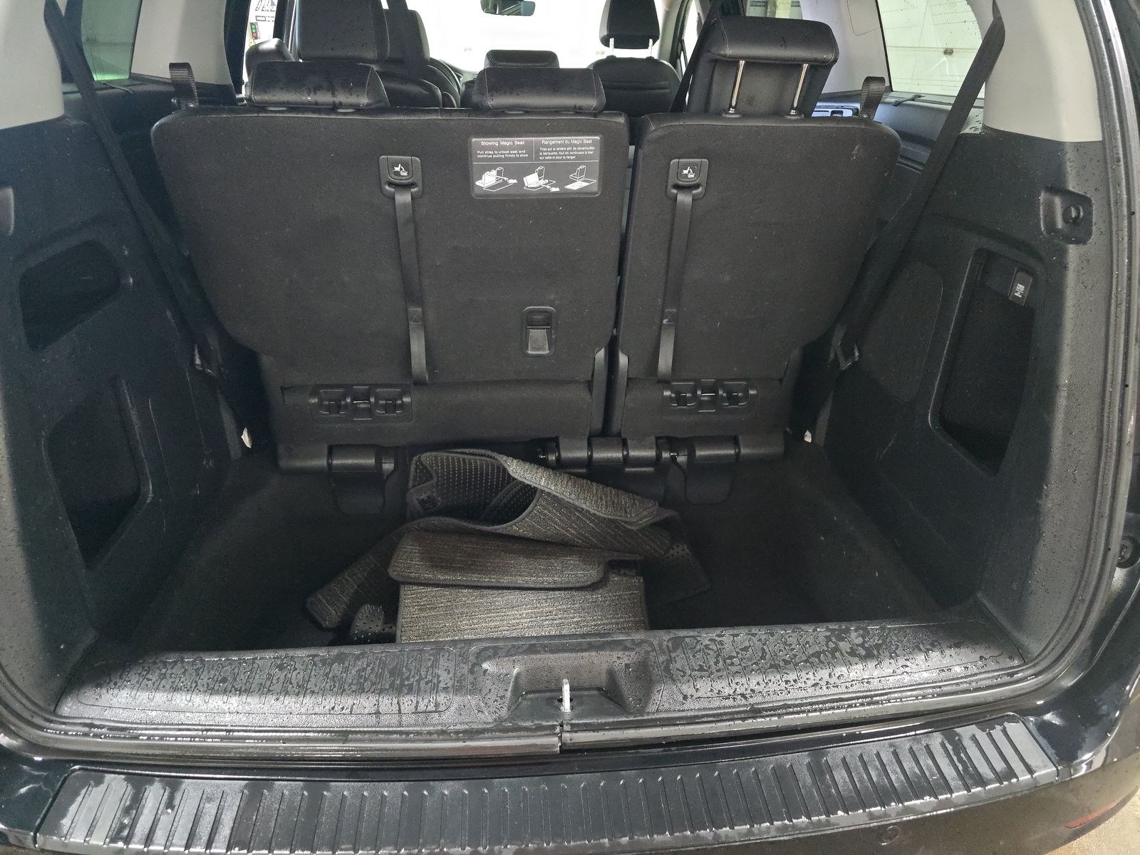 2023 Honda Odyssey Touring FWD
