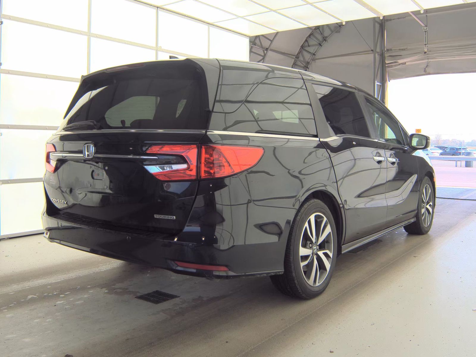 2023 Honda Odyssey Touring FWD