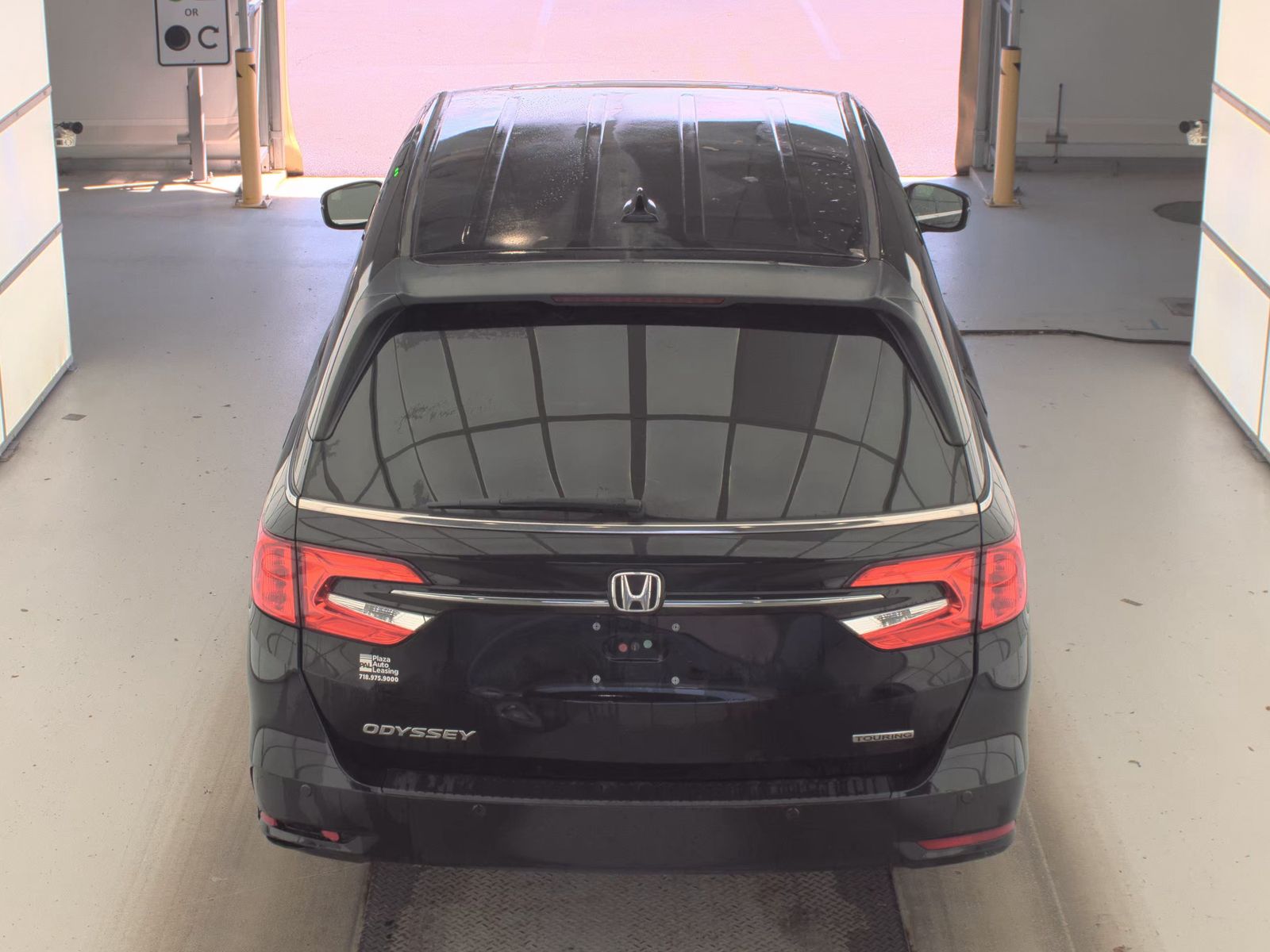 2023 Honda Odyssey Touring FWD
