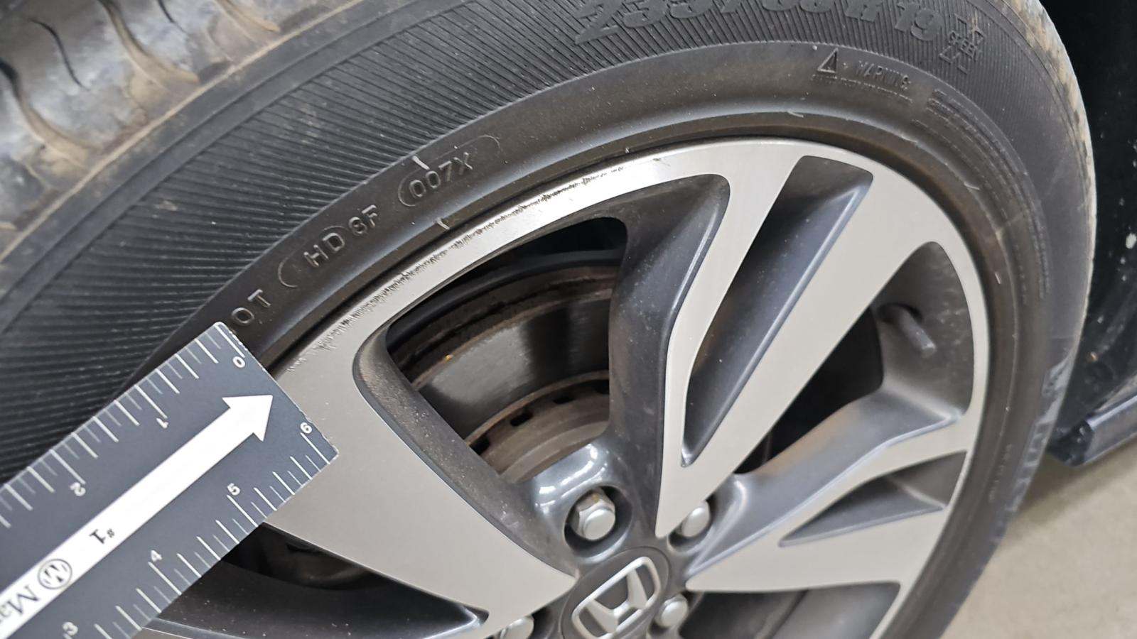 2023 Honda Odyssey Touring FWD