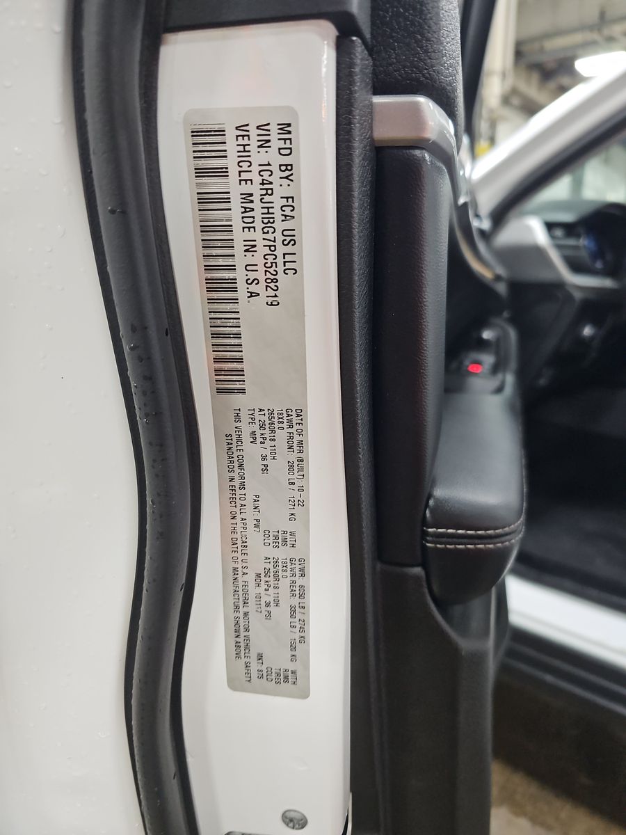 2023 Jeep Grand Cherokee Limited AWD