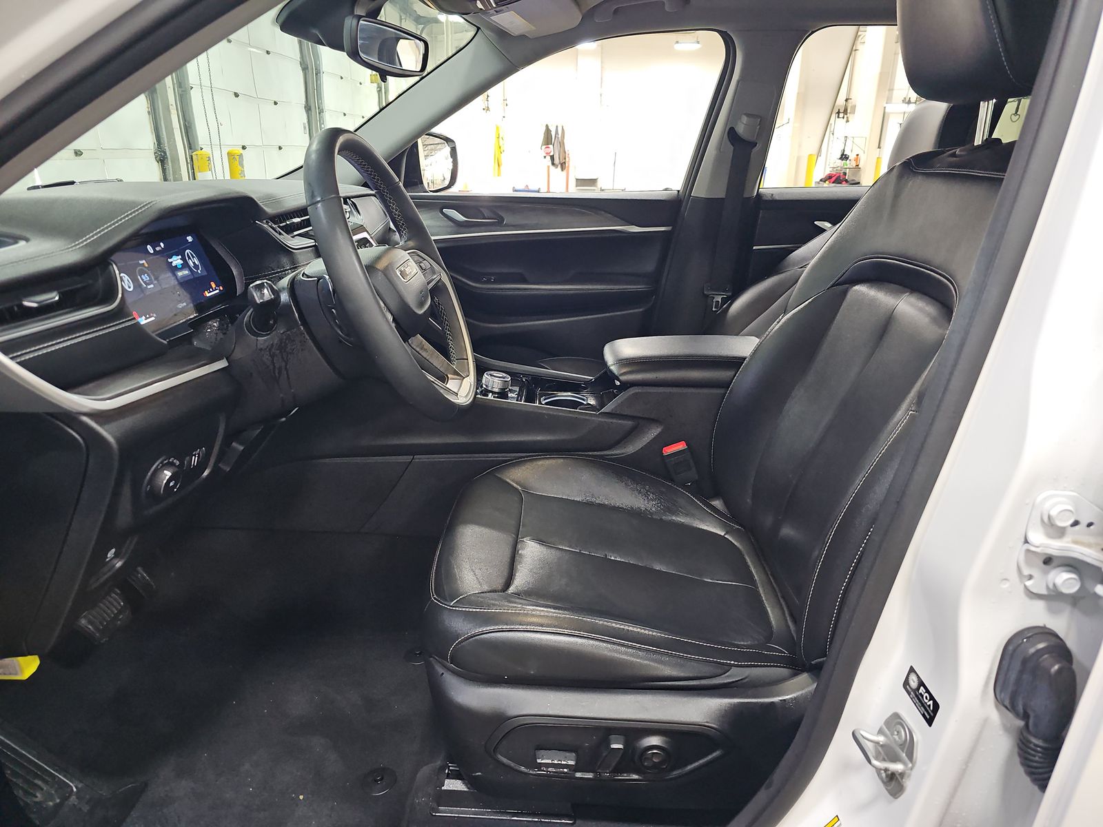 2023 Jeep Grand Cherokee Limited AWD