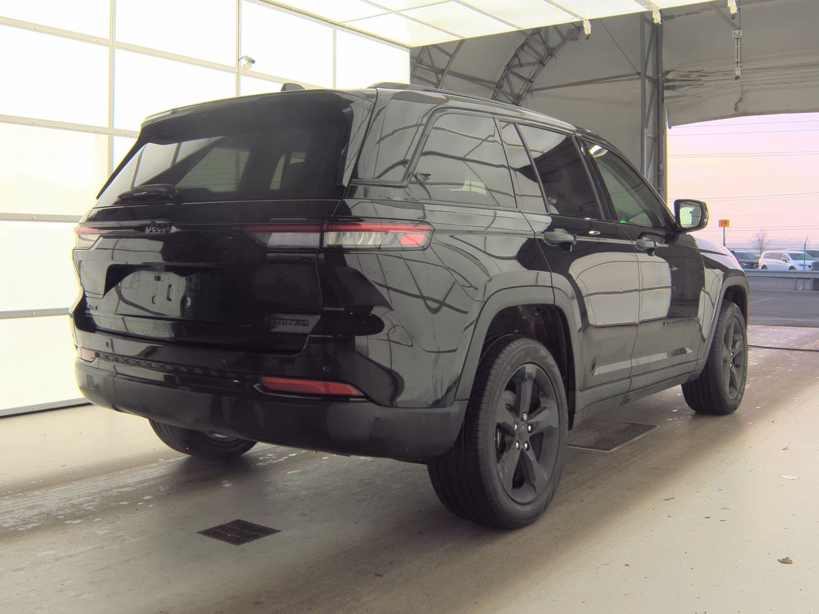 2023 Jeep Grand Cherokee Limited AWD