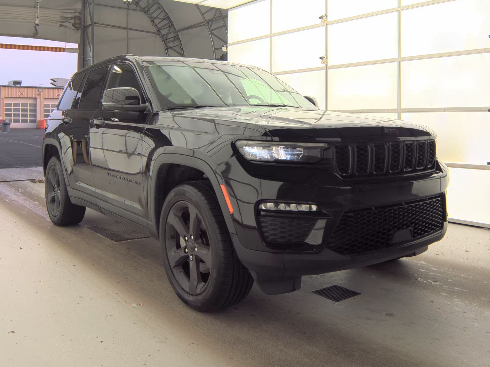 2023 Jeep Grand Cherokee Limited AWD