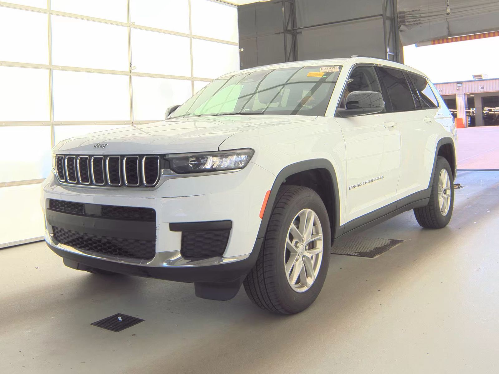 2022 Jeep Grand Cherokee L Laredo AWD