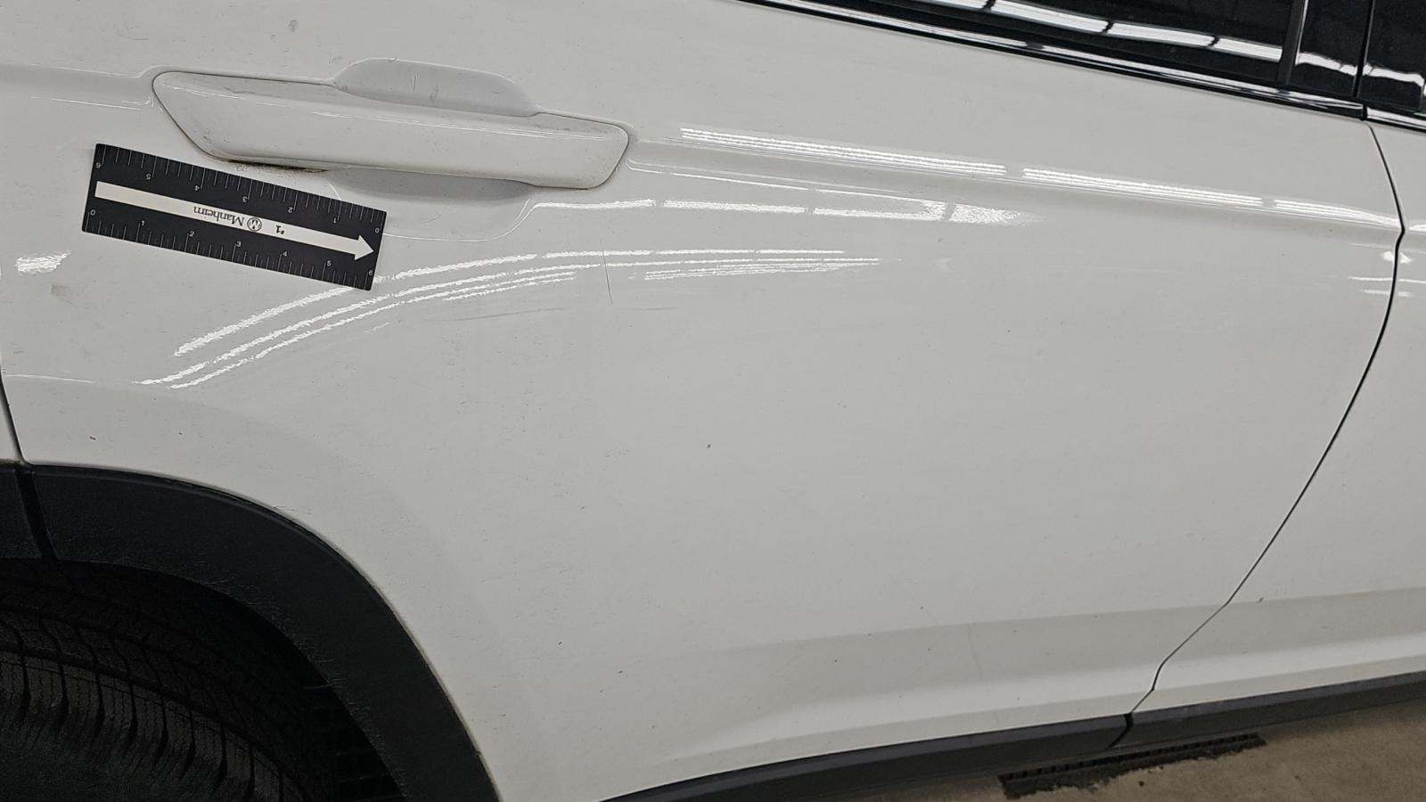 2022 Jeep Grand Cherokee L Laredo AWD