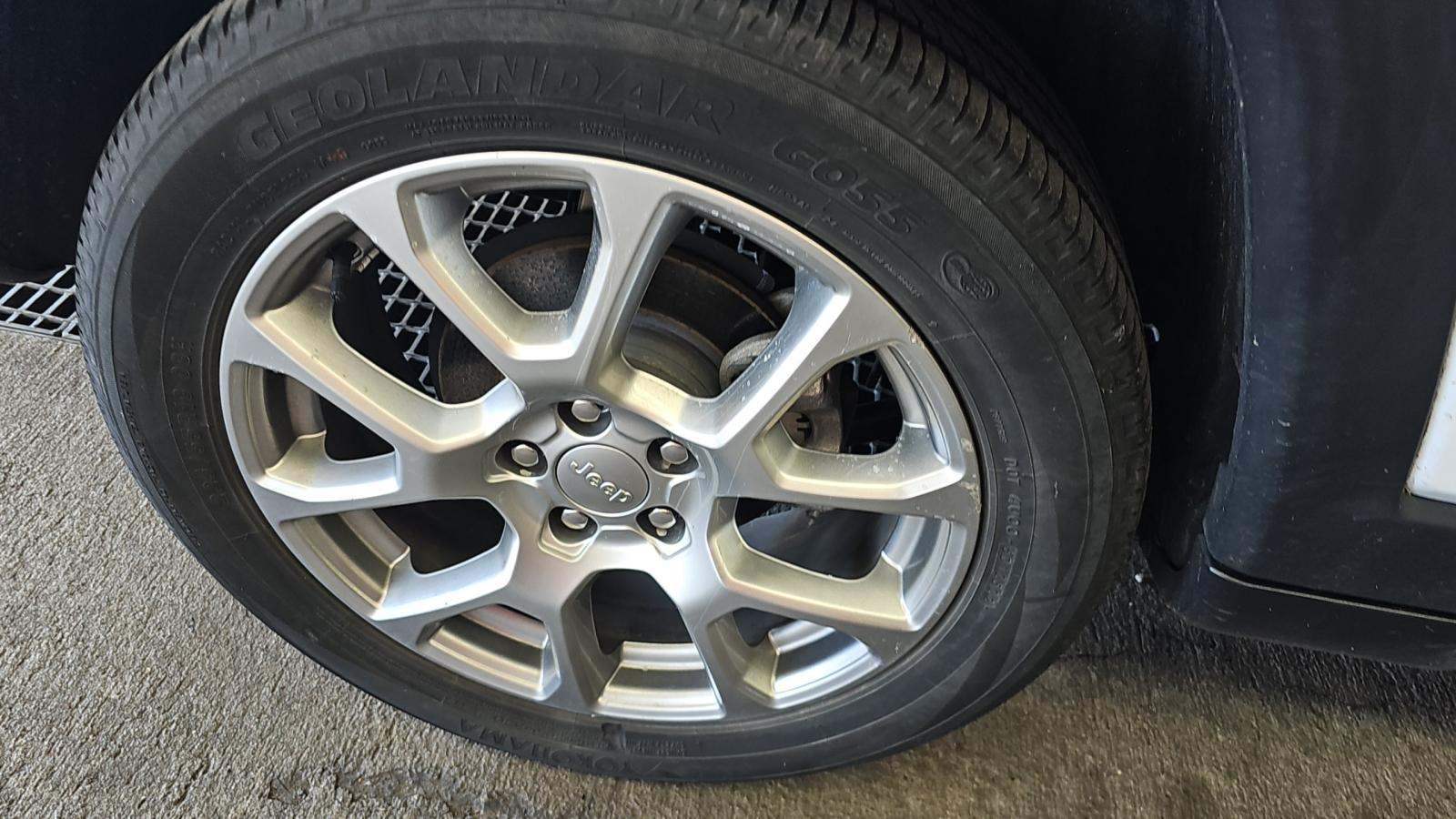 2022 Jeep Compass Latitude Lux AWD