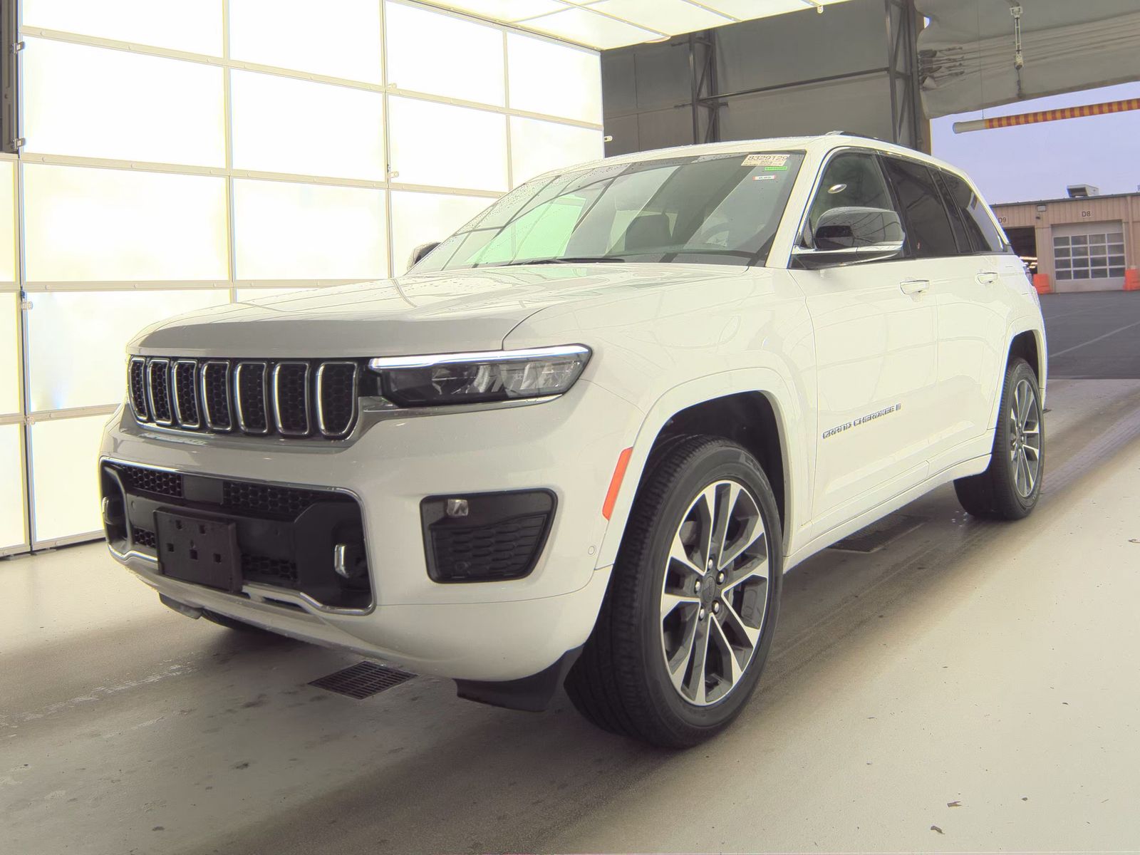 2023 Jeep Grand Cherokee Overland AWD