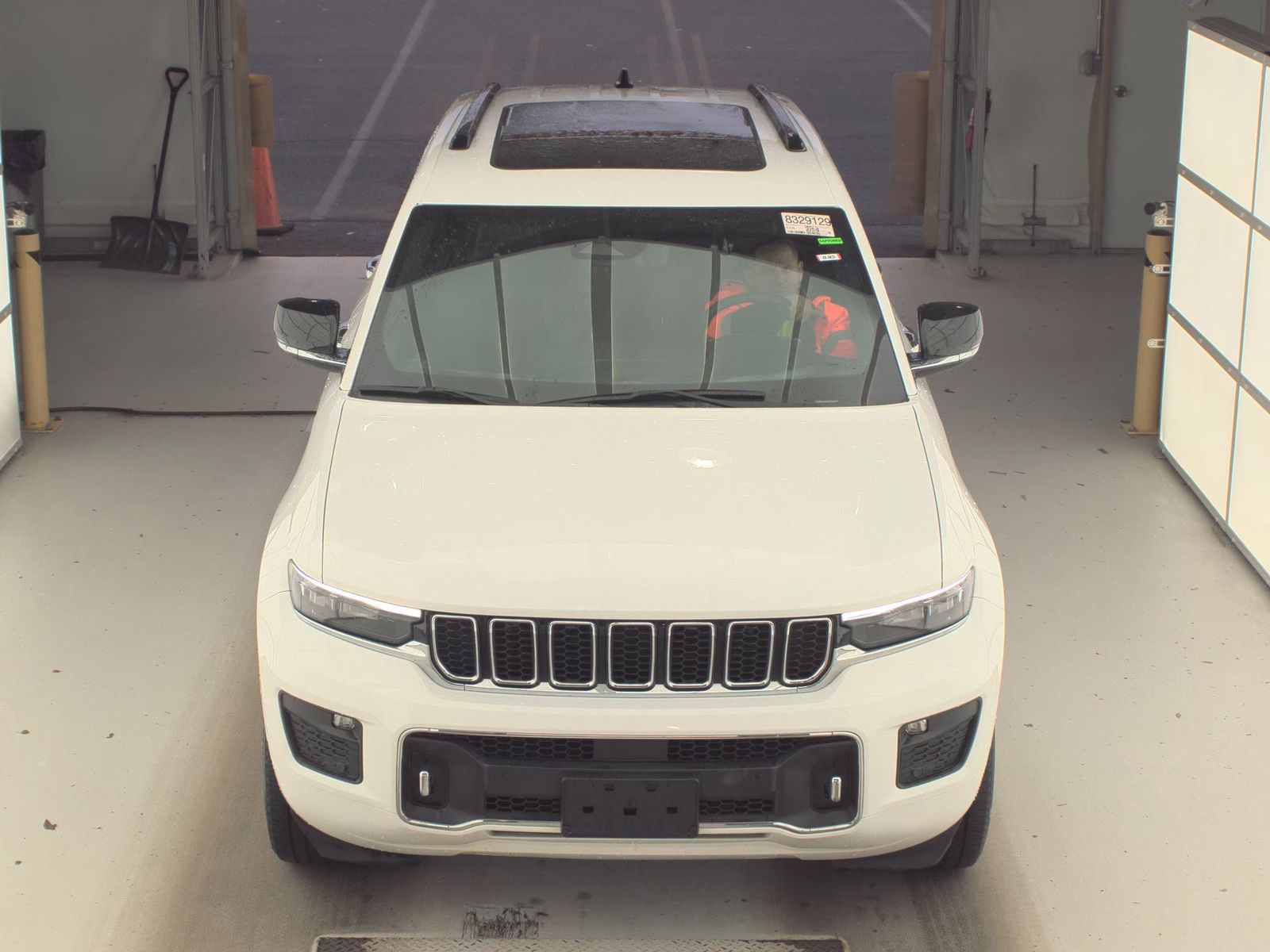 2023 Jeep Grand Cherokee Overland AWD