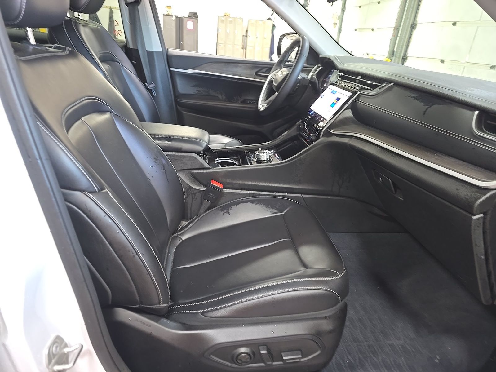 2023 Jeep Grand Cherokee L Limited AWD
