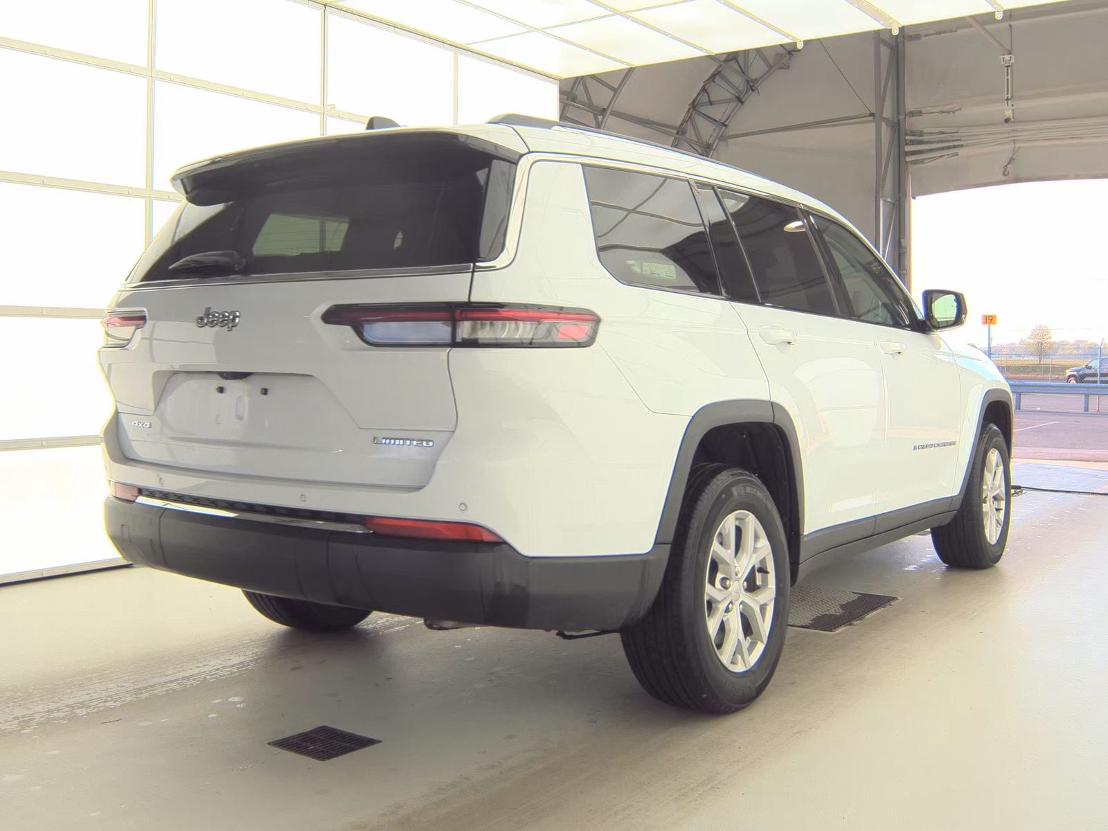 2023 Jeep Grand Cherokee L Limited AWD
