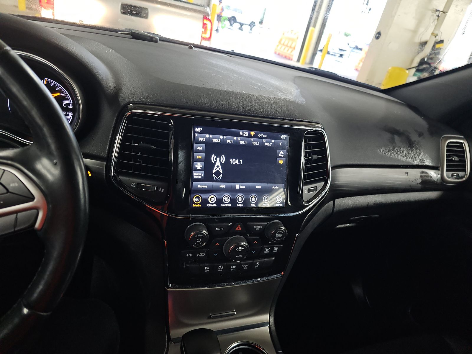 2022 Jeep Grand Cherokee Laredo X AWD