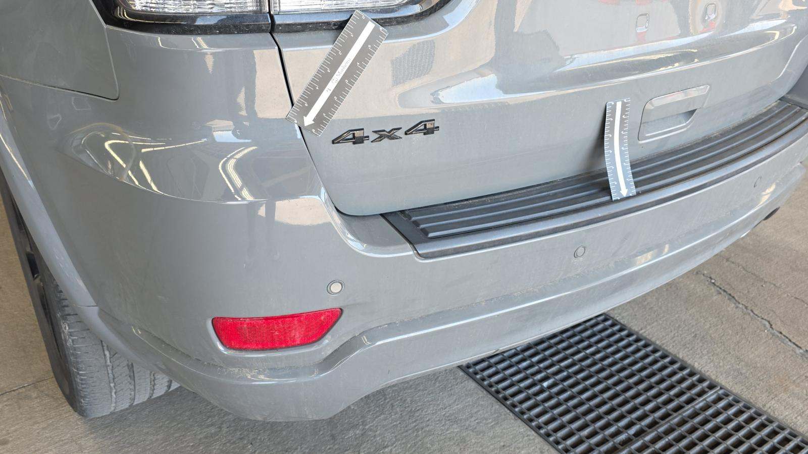 2022 Jeep Grand Cherokee Laredo X AWD