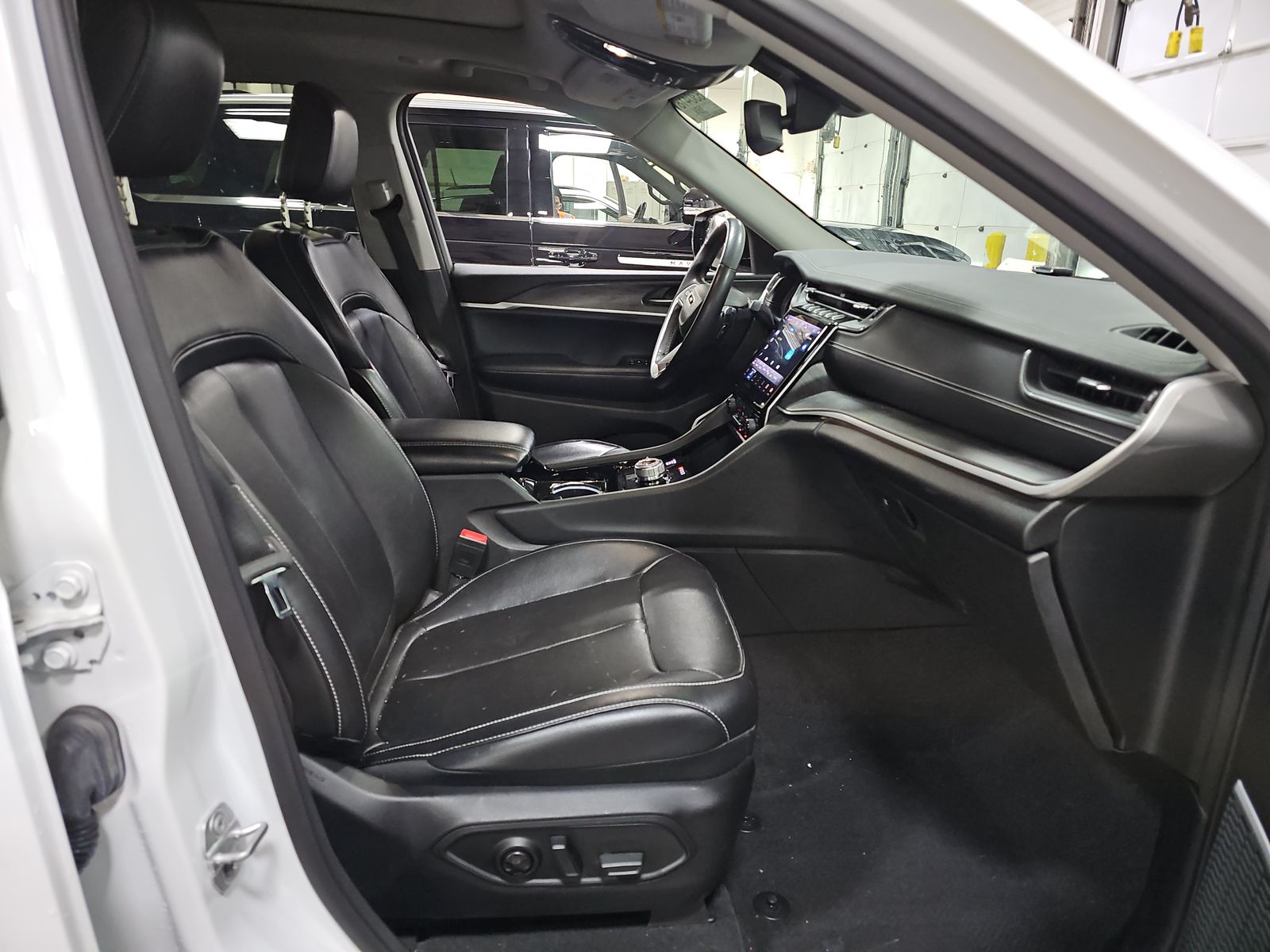 2022 Jeep Grand Cherokee L Limited AWD