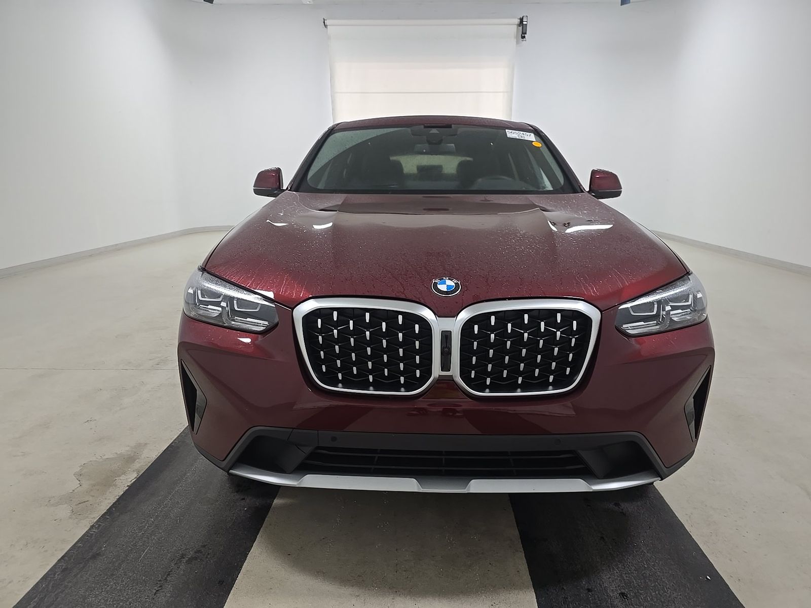2025 BMW X4 xDrive30i AWD