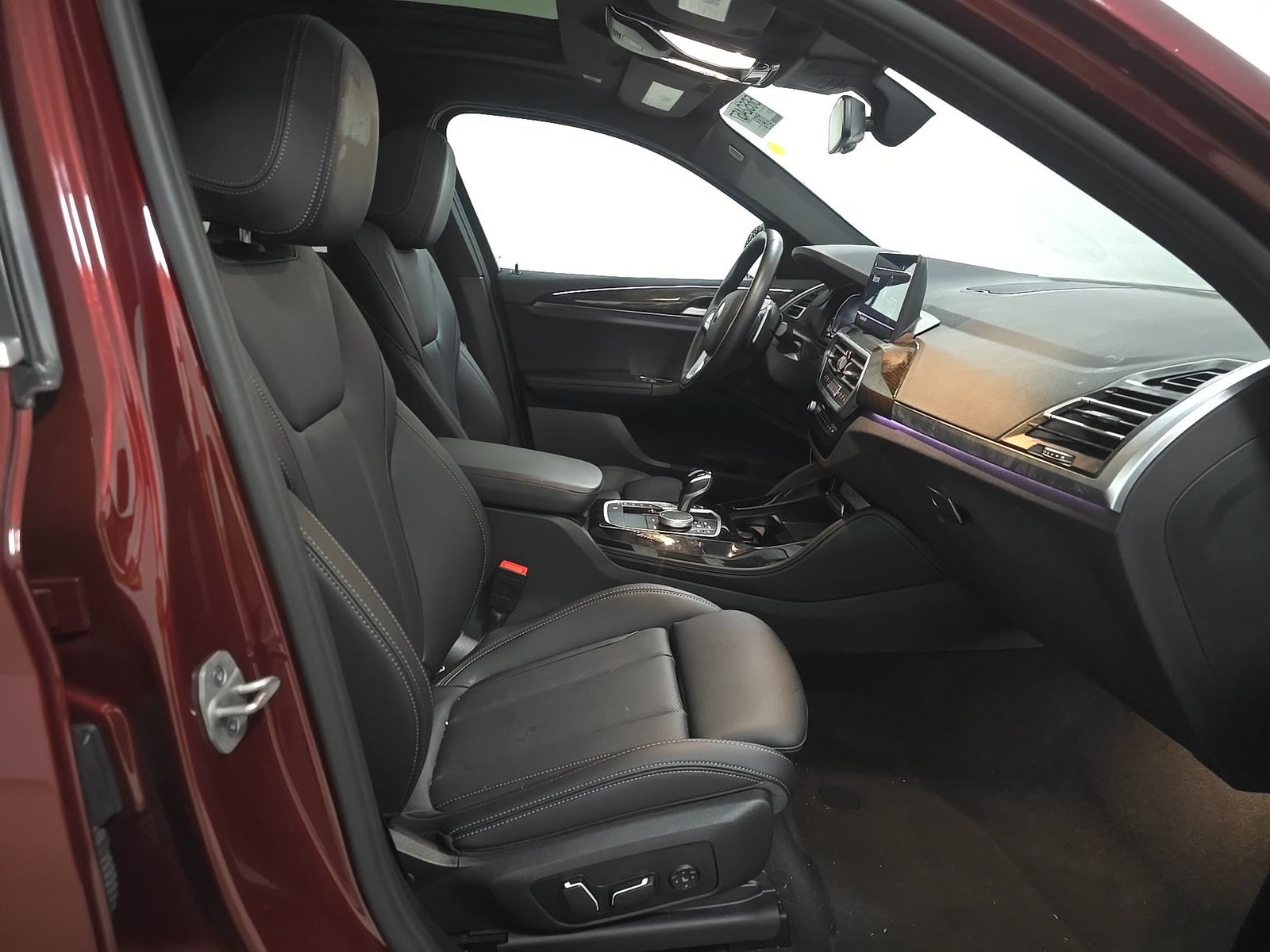 2025 BMW X4 xDrive30i AWD