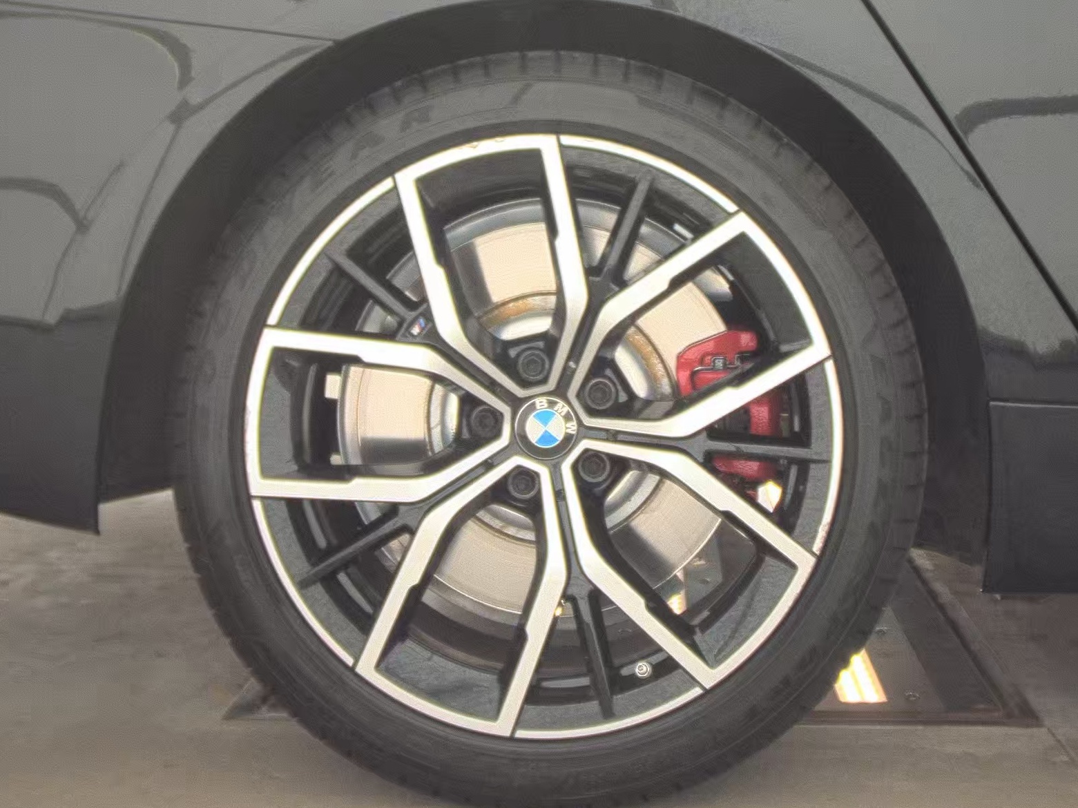 2023 BMW 5 Series 540i xDrive AWD