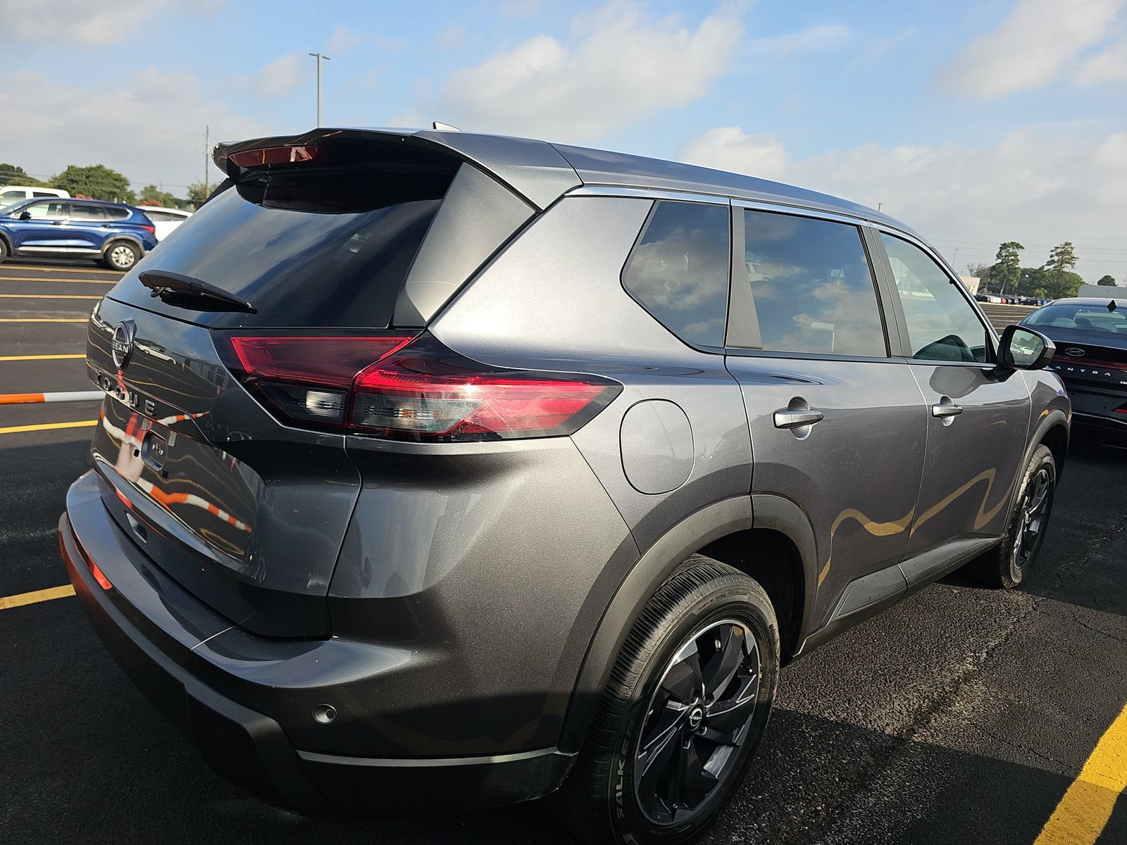 2025 Nissan Rogue SV FWD