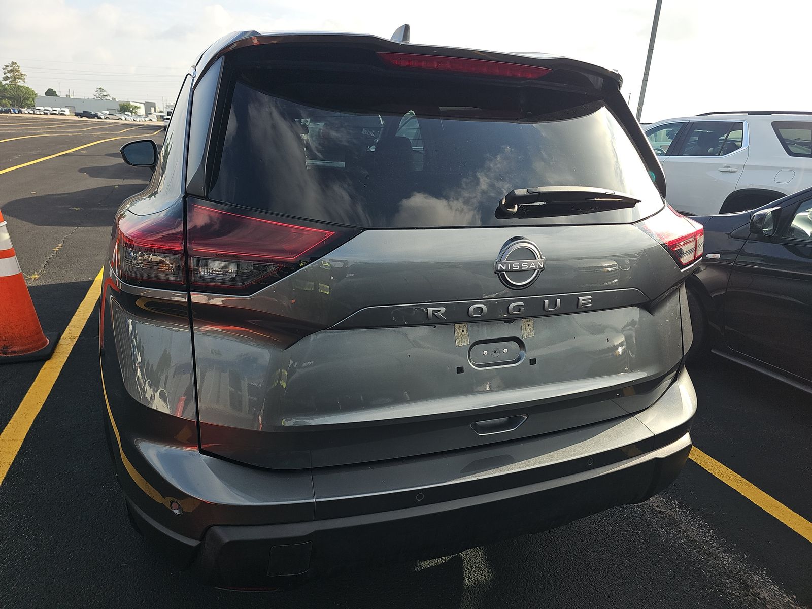 2025 Nissan Rogue SV FWD