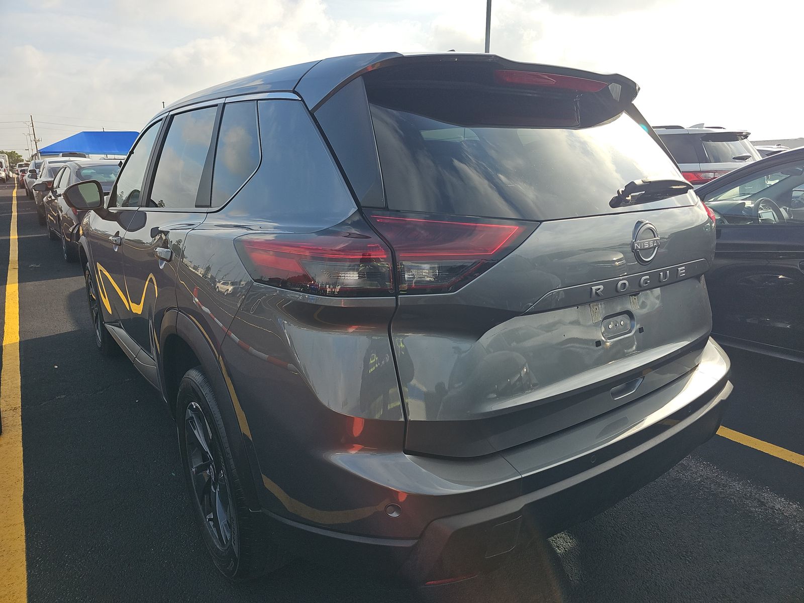 2025 Nissan Rogue SV FWD