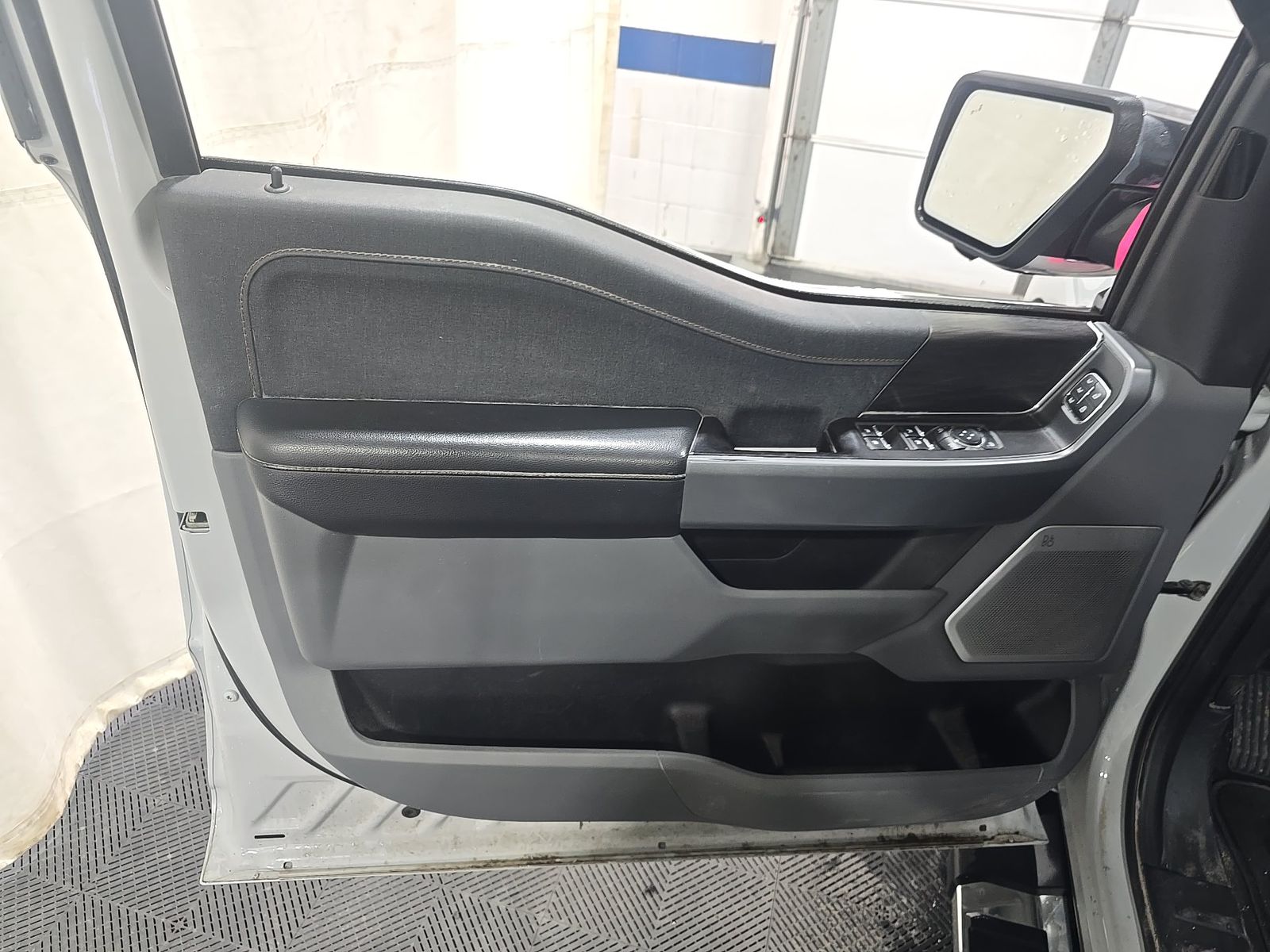 2024 Ford F-150 Lariat AWD