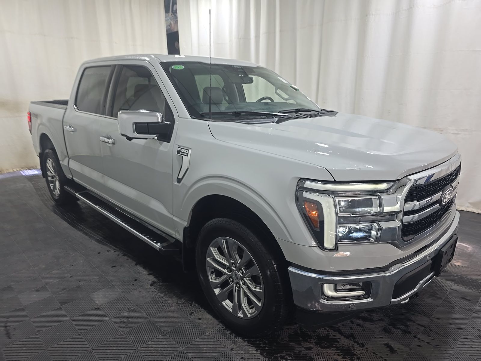 2024 Ford F-150 Lariat AWD