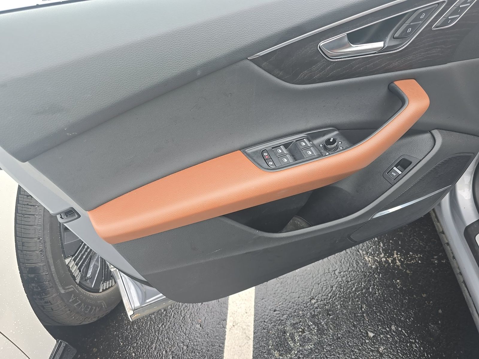 2022 Audi Q8 Premium Plus AWD