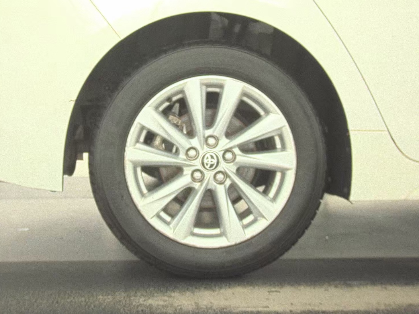 2023 Toyota Corolla LE FWD
